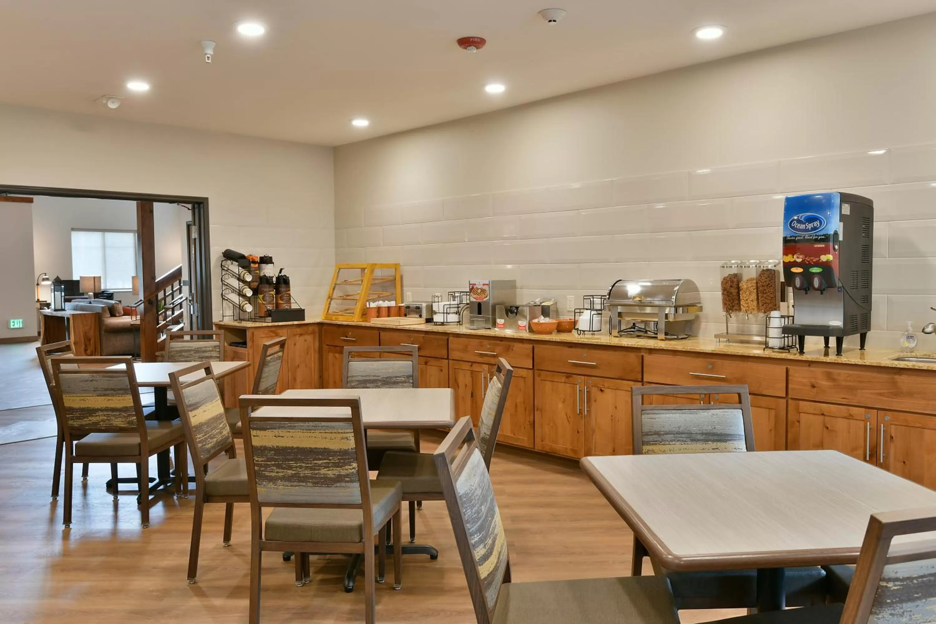 GrandStay Hotel & Suites