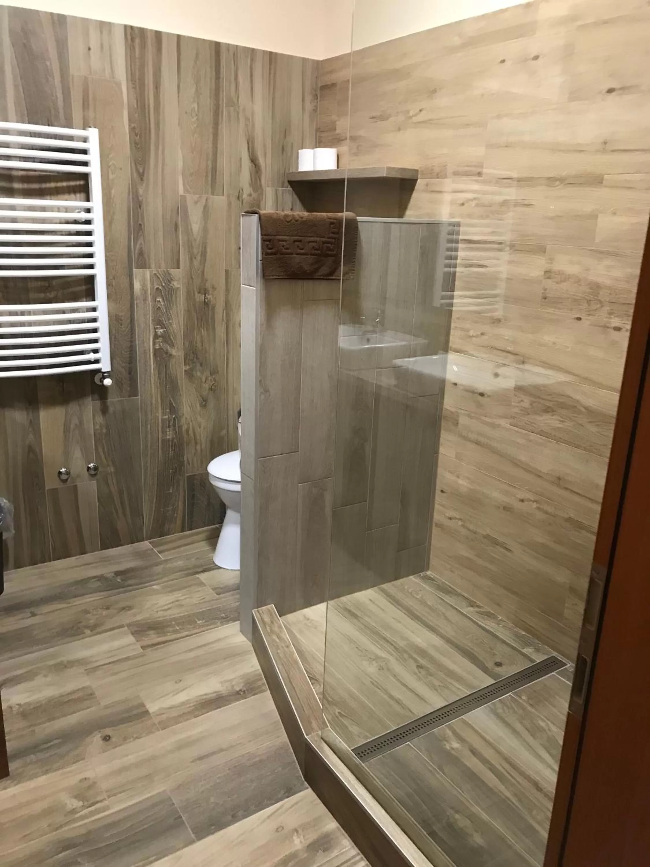 Bathroom in Royal Hotel