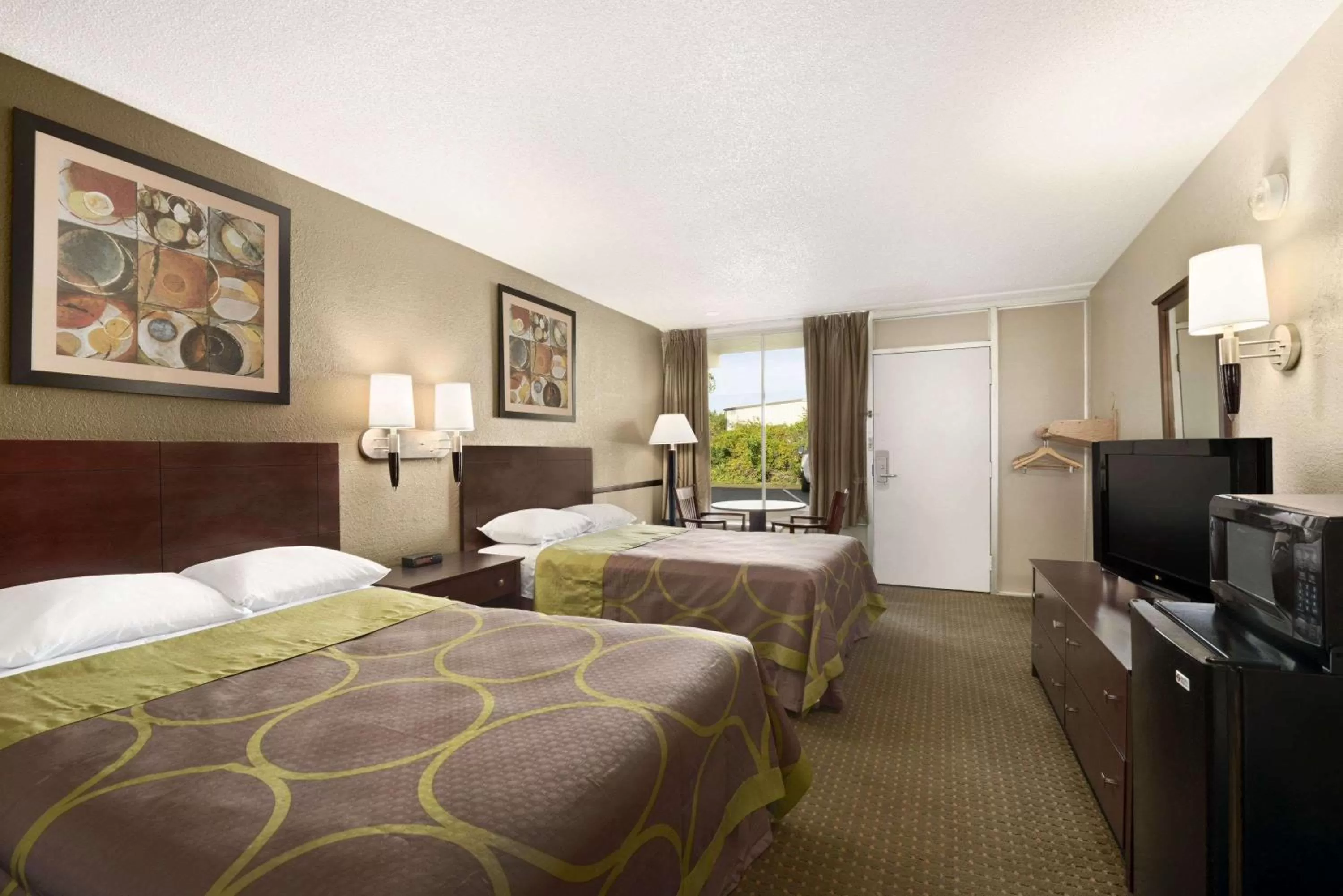 Deluxe Double Room with Two Double Beds - Disability Access - Non-Smoking in Super 8 by Wyndham Ormond Beach