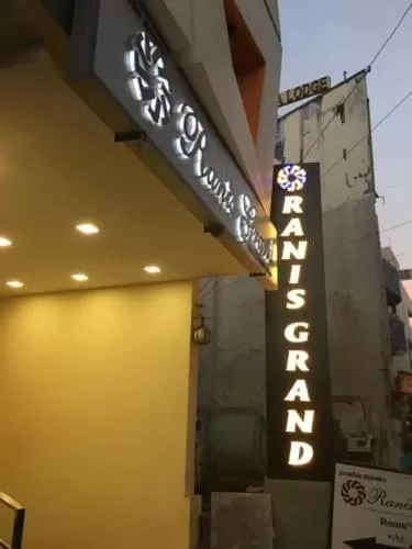 Property building in Ranis Grand