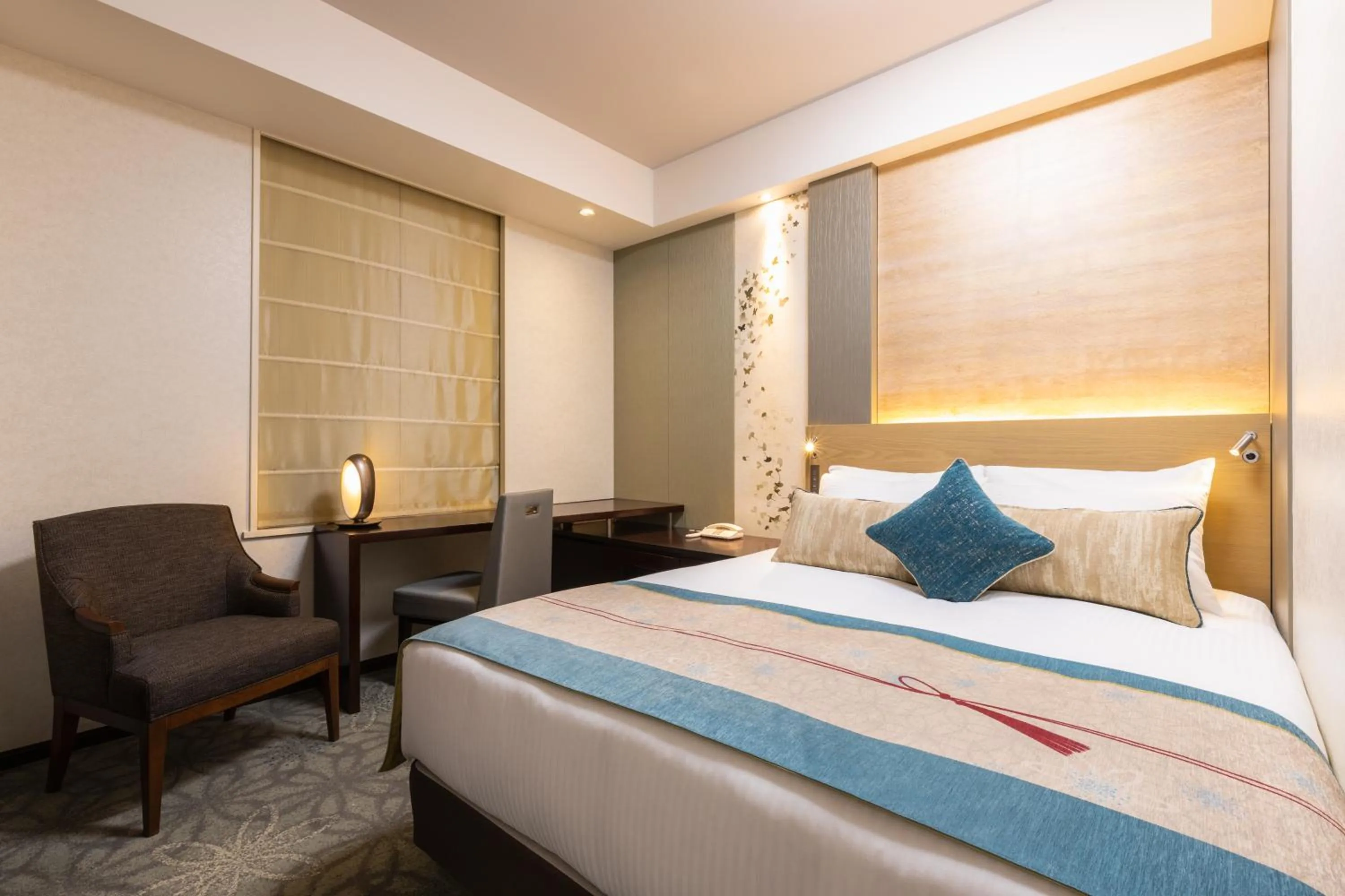 Bed in Hotel Metropolitan Tokyo Marunouchi