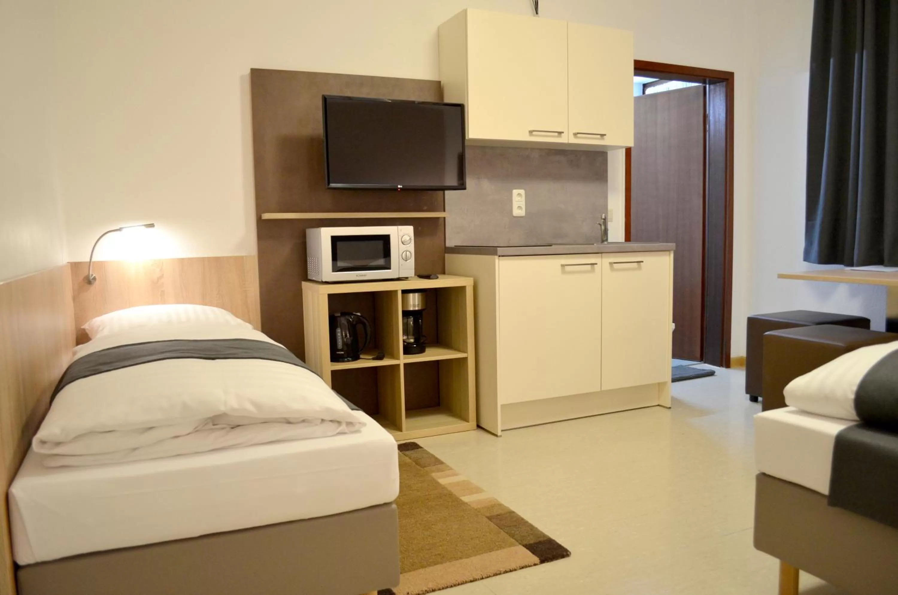 Photo of the whole room in Hana Aparthotel