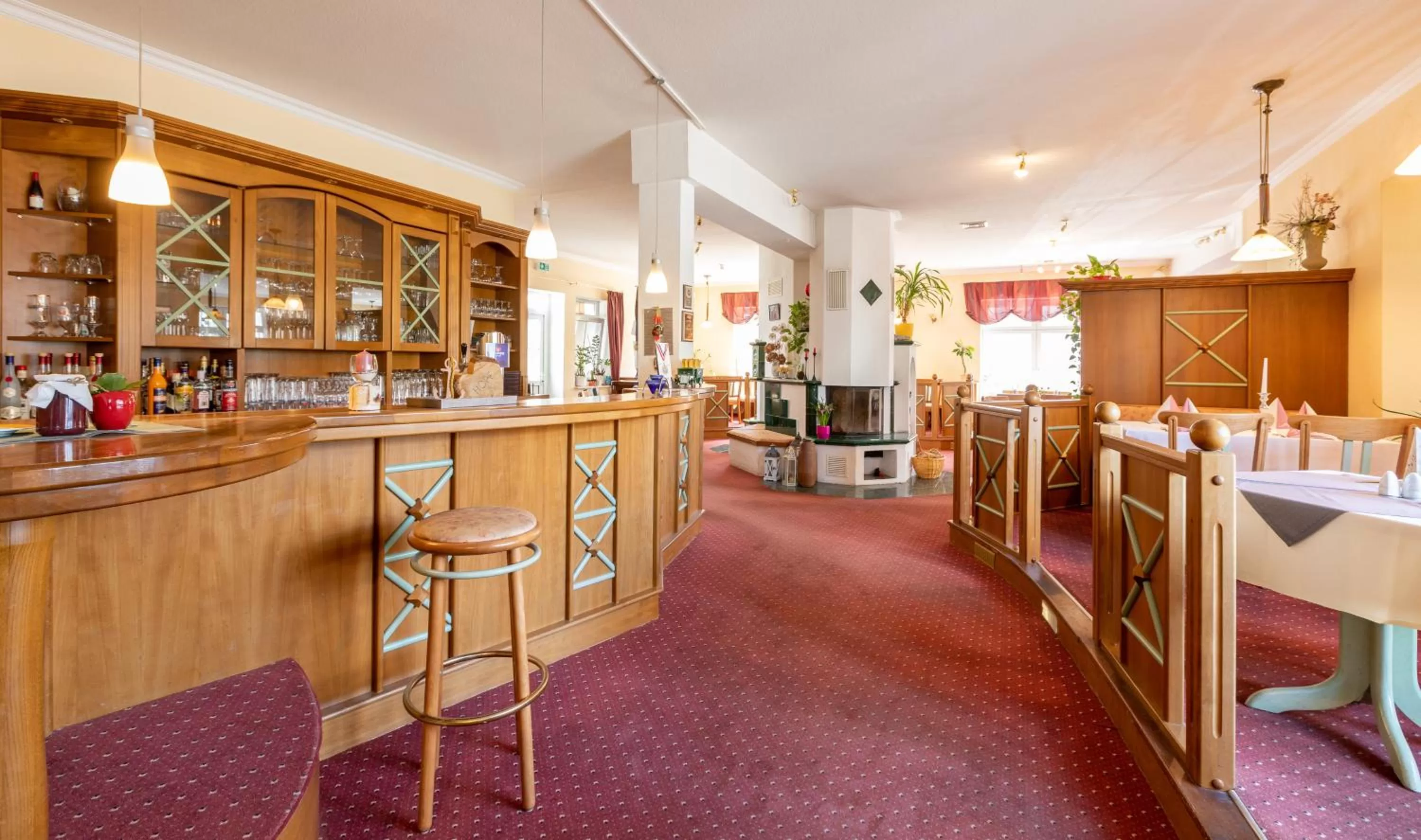 Restaurant/places to eat in Hotel am Wariner See