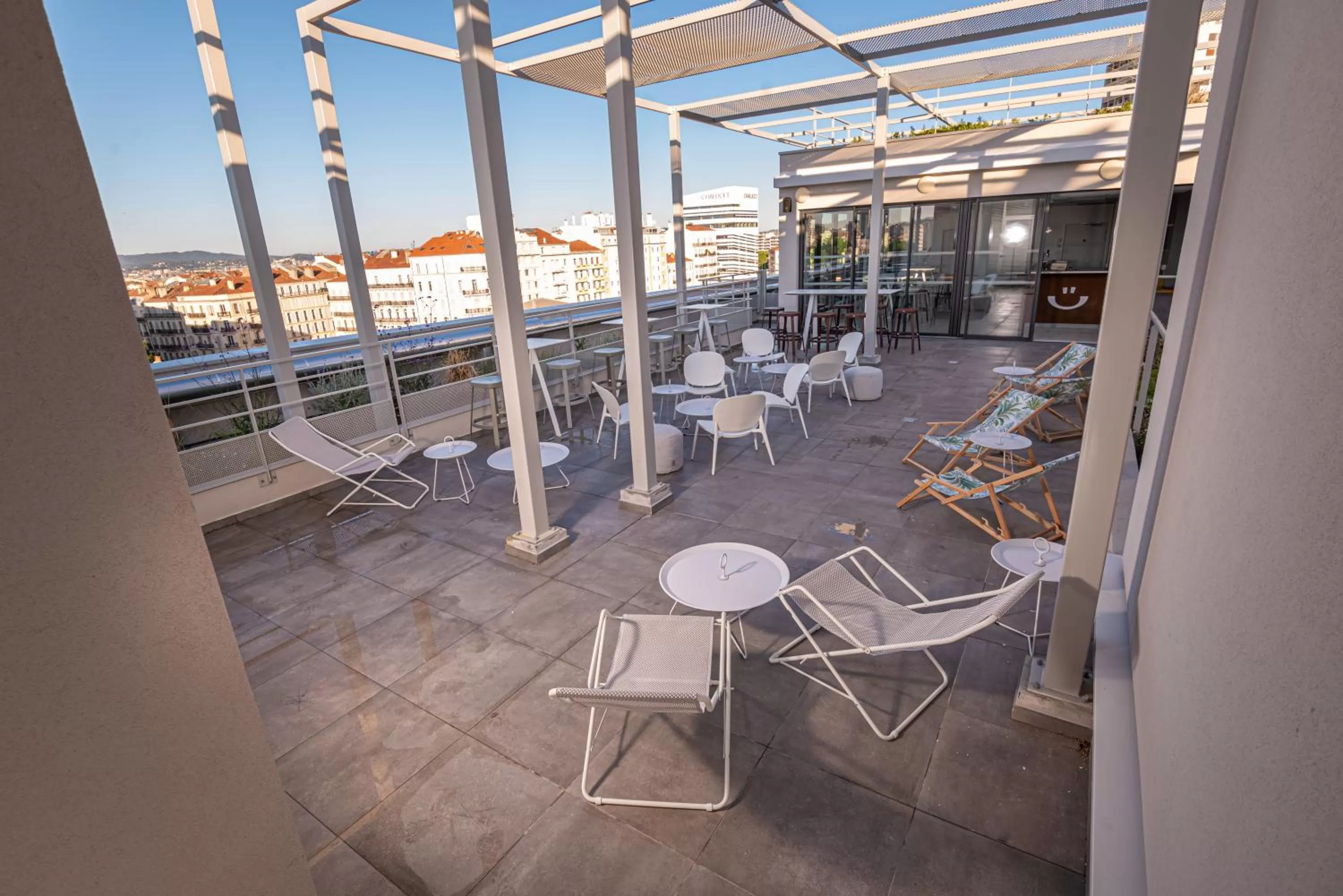 Patio in Apparthotel Privilodges Toulon