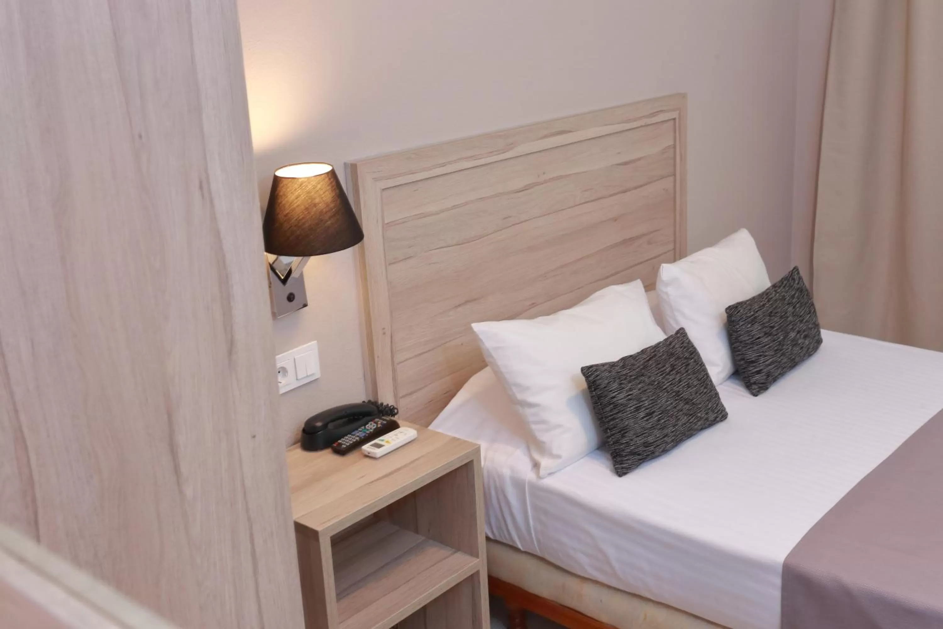 Decorative detail, Bed in Hotel Villa de Verín