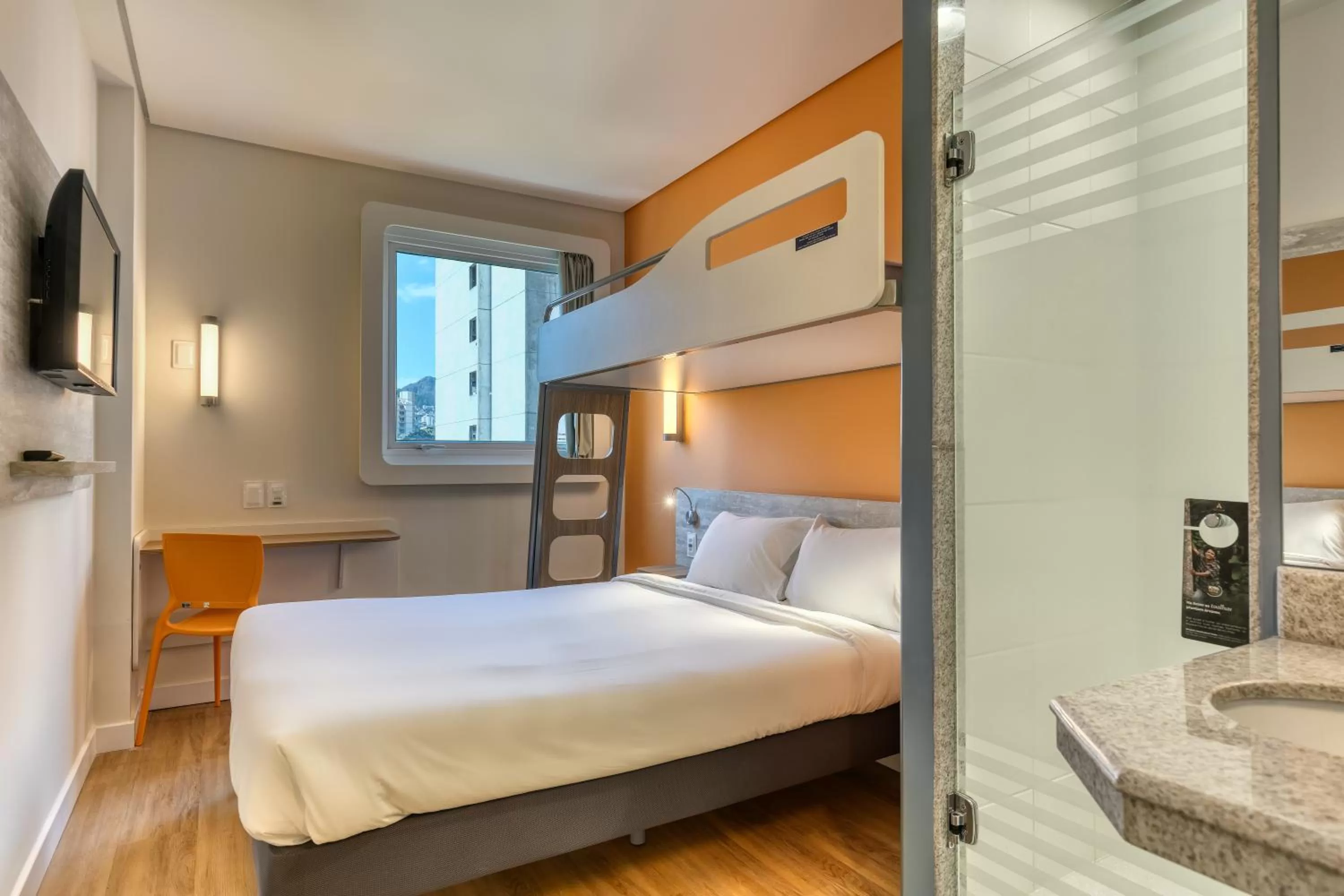 Bed in ibis budget BH Savassi