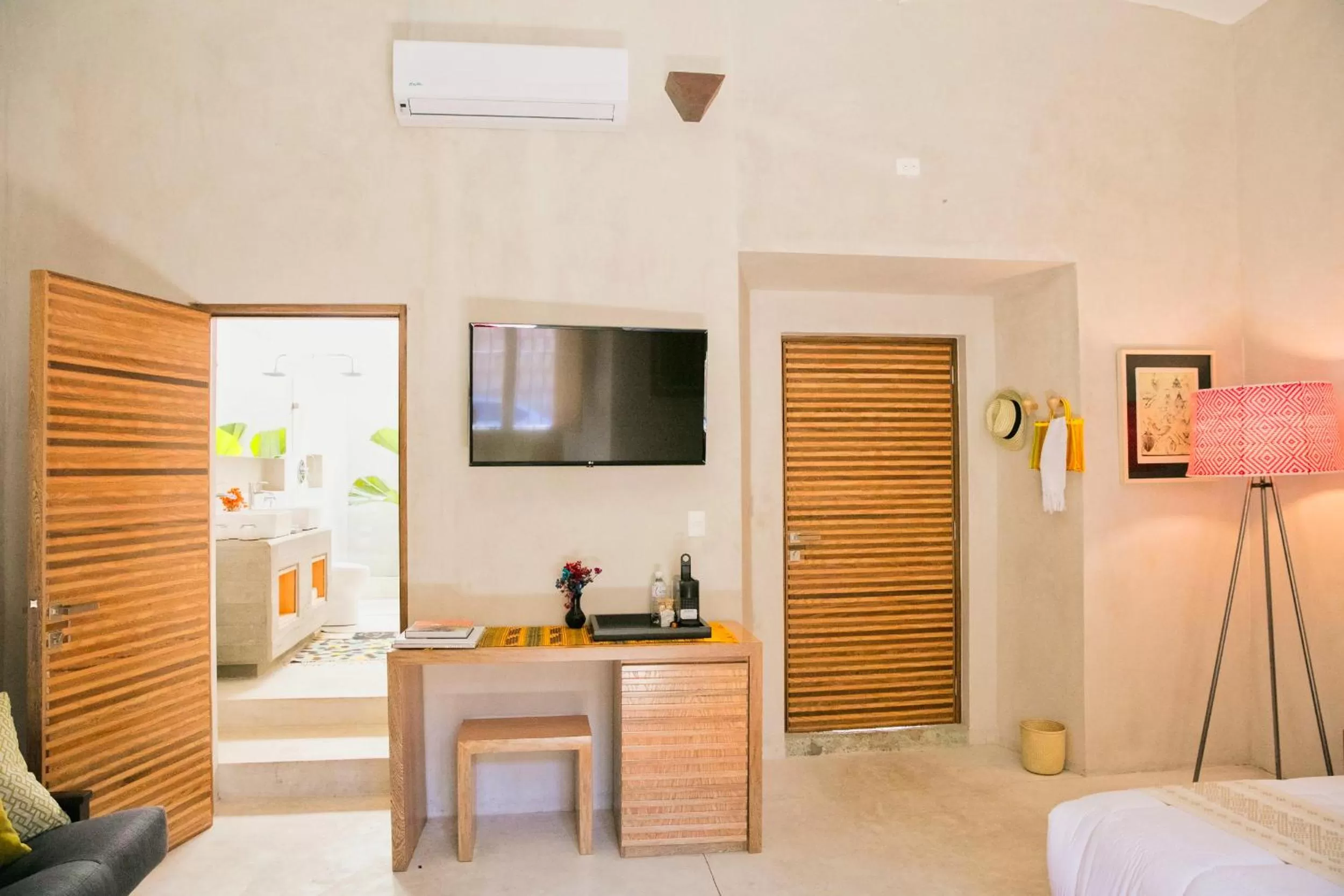 TV and multimedia, Bed in Casa Carmen Morelos