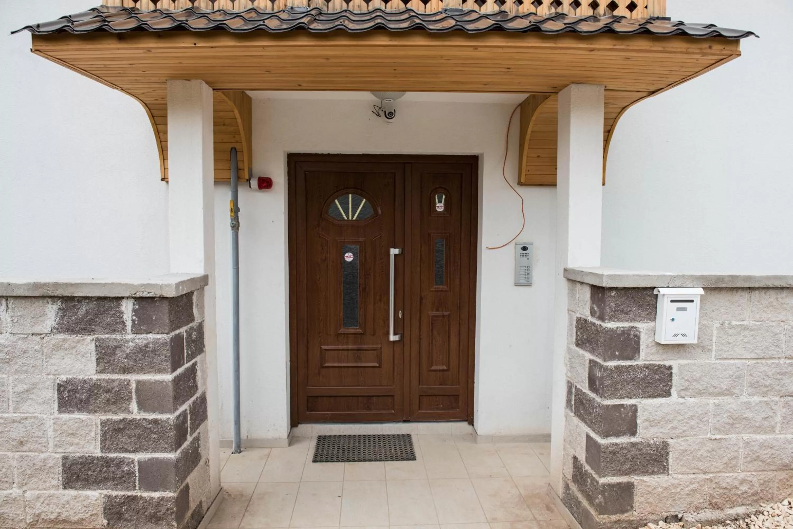 Facade/entrance in Leader apartment