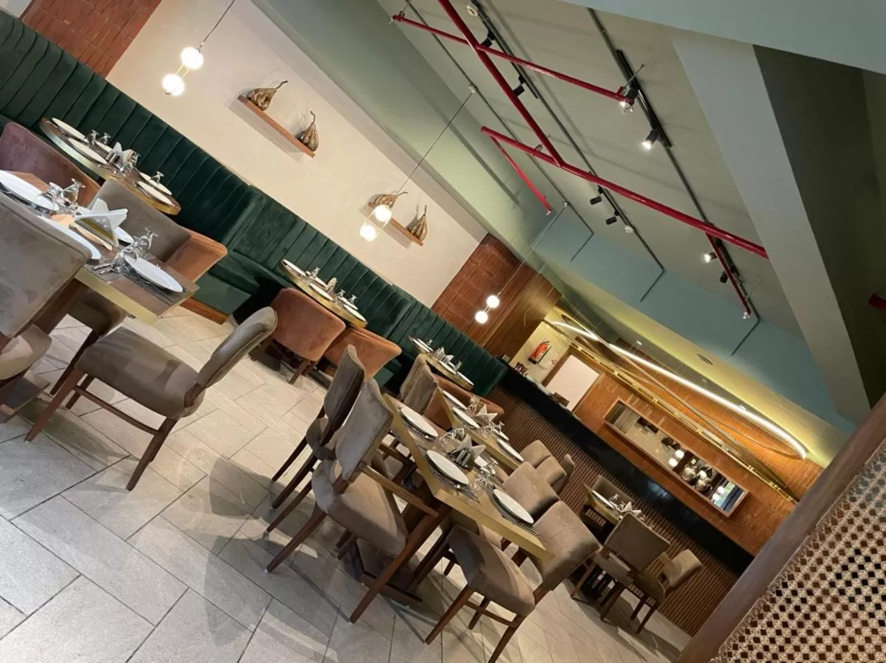 Restaurant/places to eat in HOTEL KLG ALTORIA