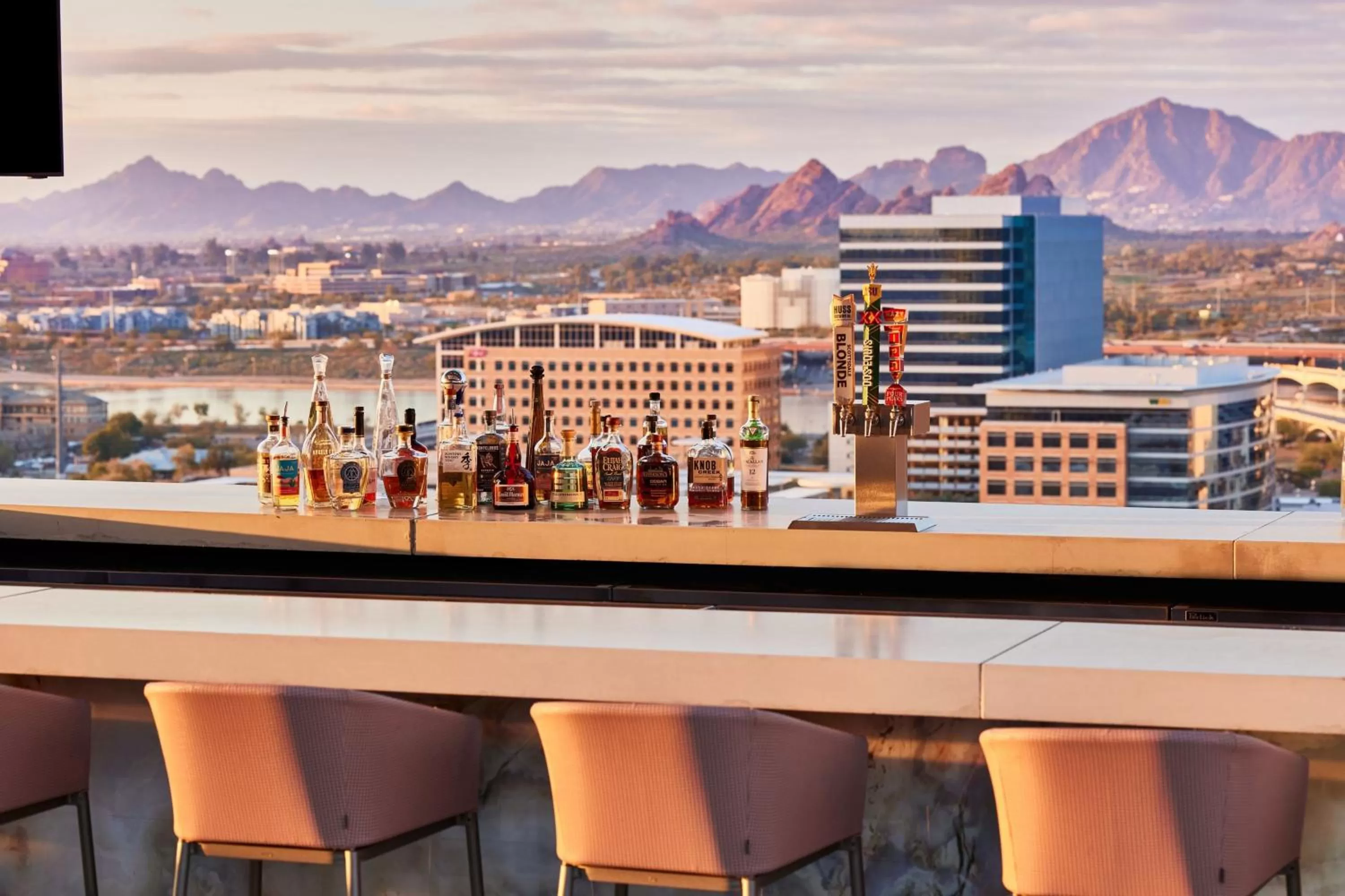 Restaurant/places to eat in The Westin Tempe