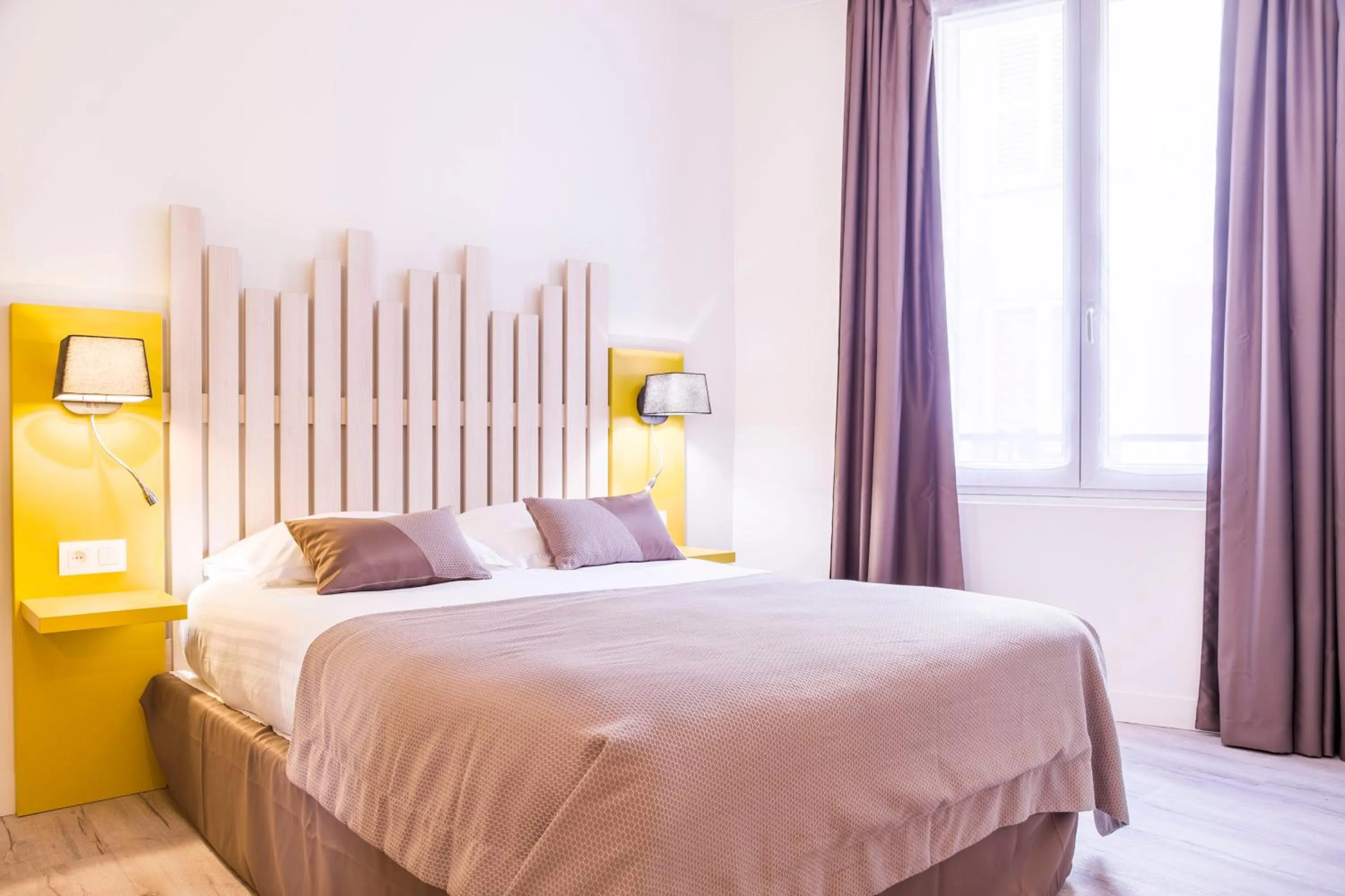 Bedroom, Bed in Hotel Des Arts