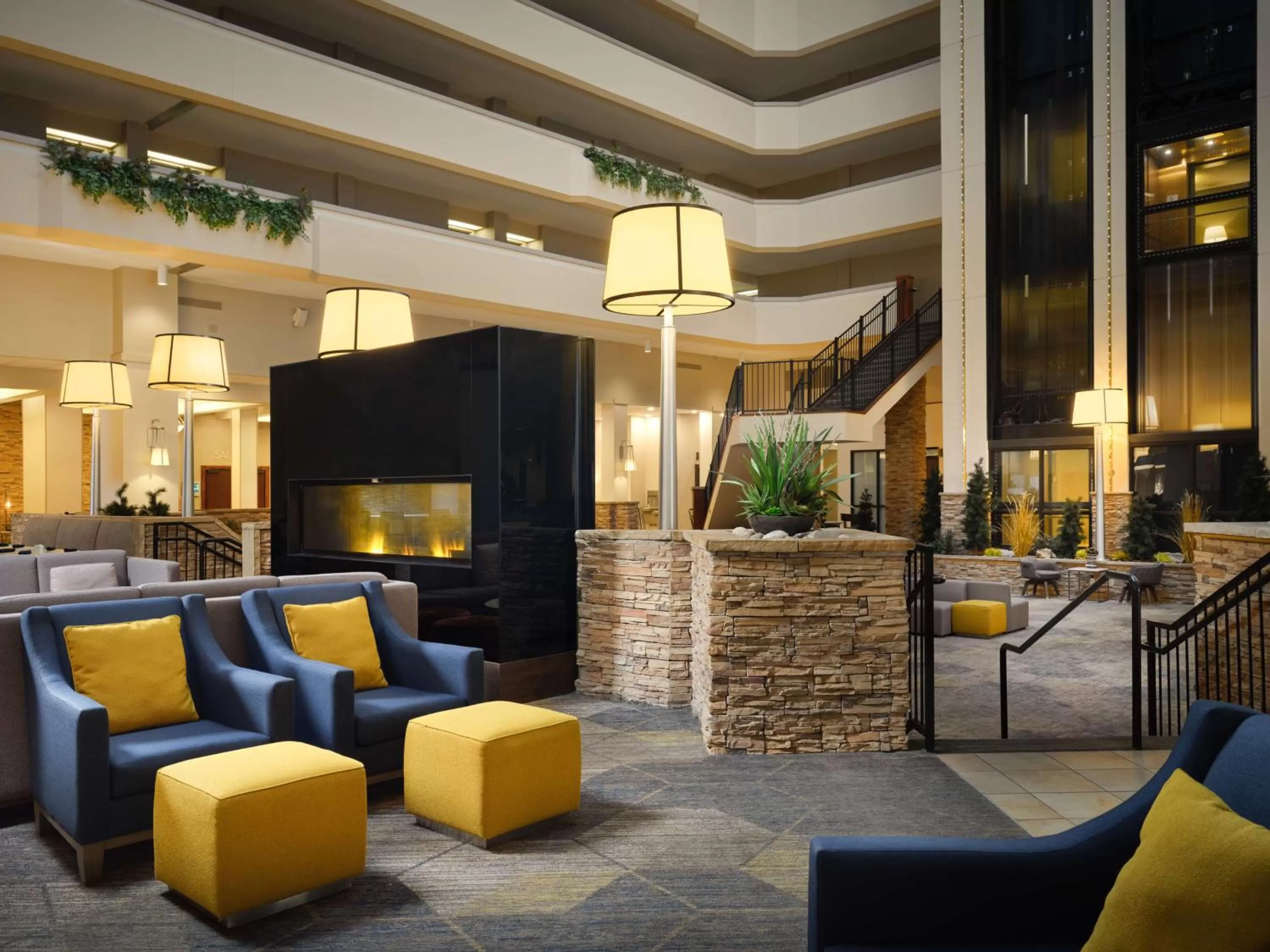 Lobby or reception in Hilton Fort Collins