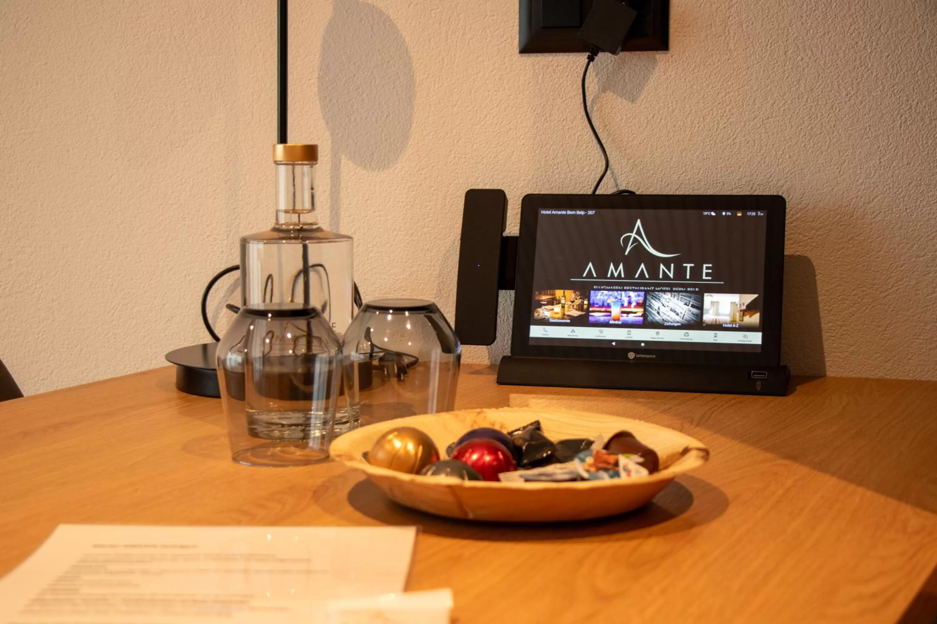 Photo of the whole room in AMANTE Hotel