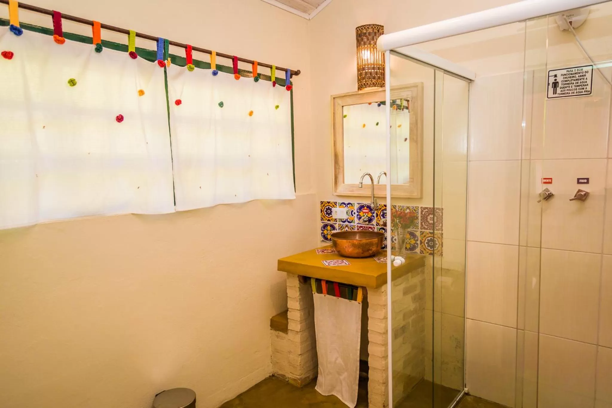 Lake view, Bathroom in Pousada Serra do Luar