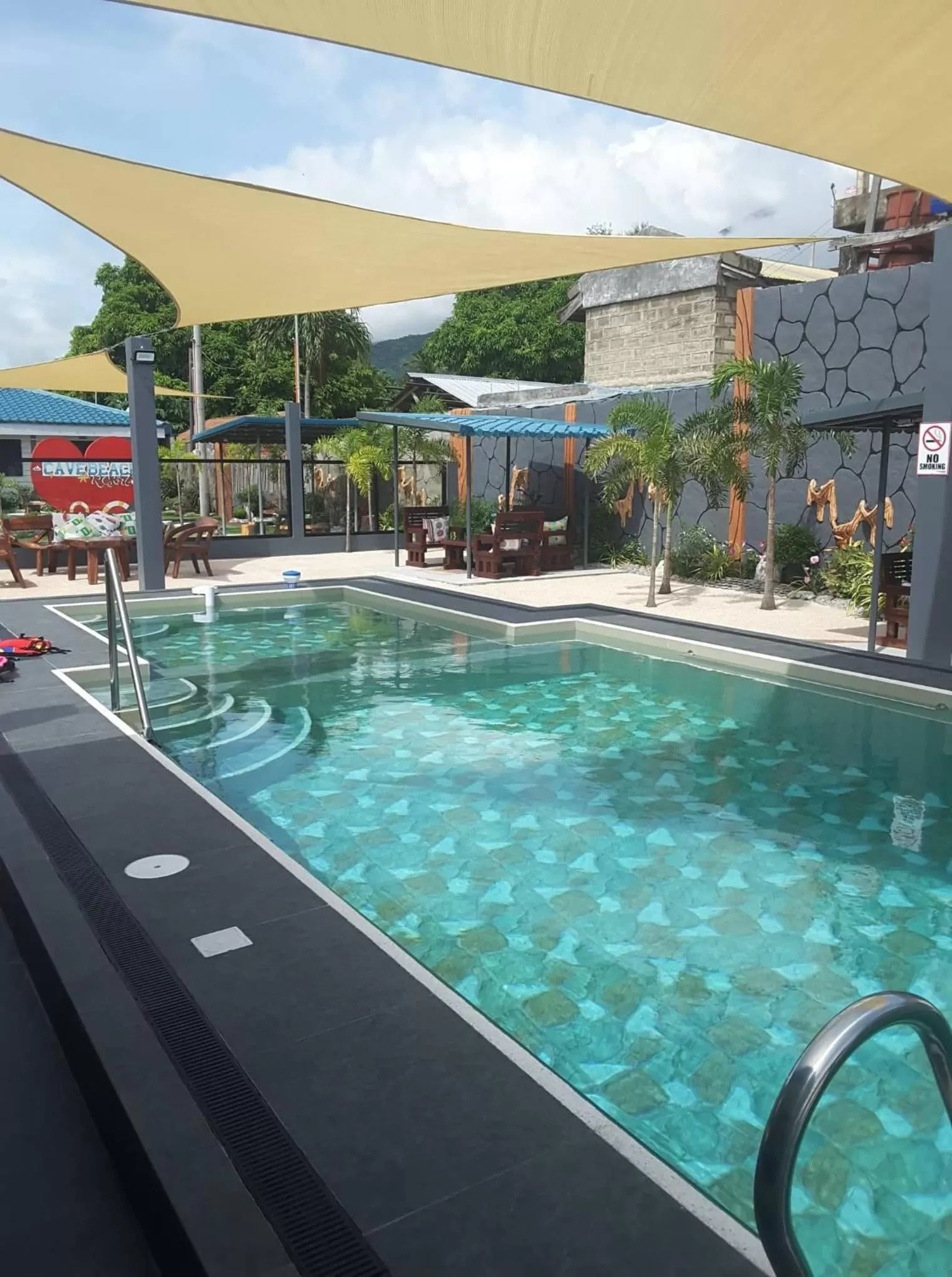 Cave Beach Resort - Boutique Accomodation