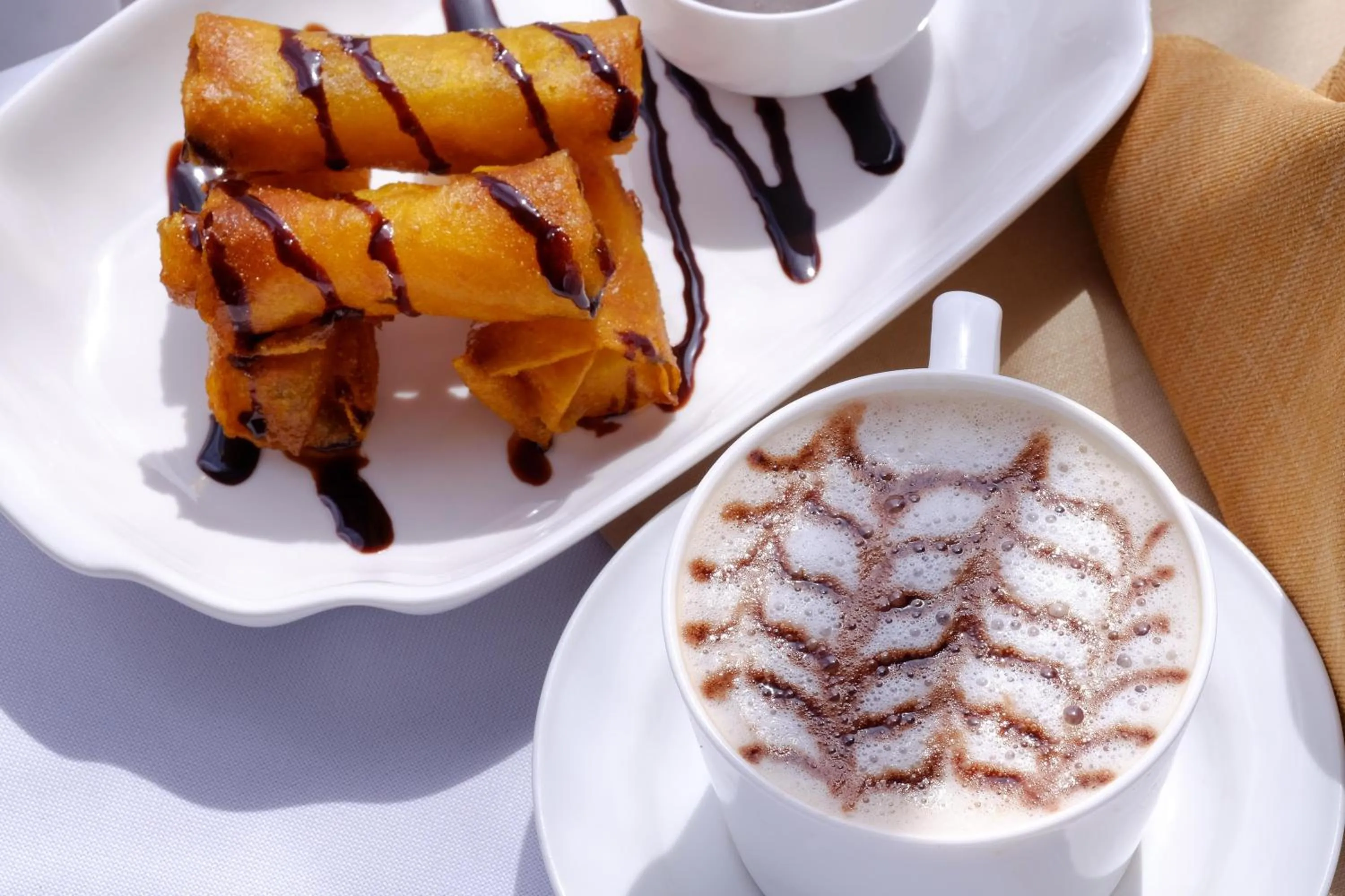 Restaurant/places to eat in Harbor Town Hotel