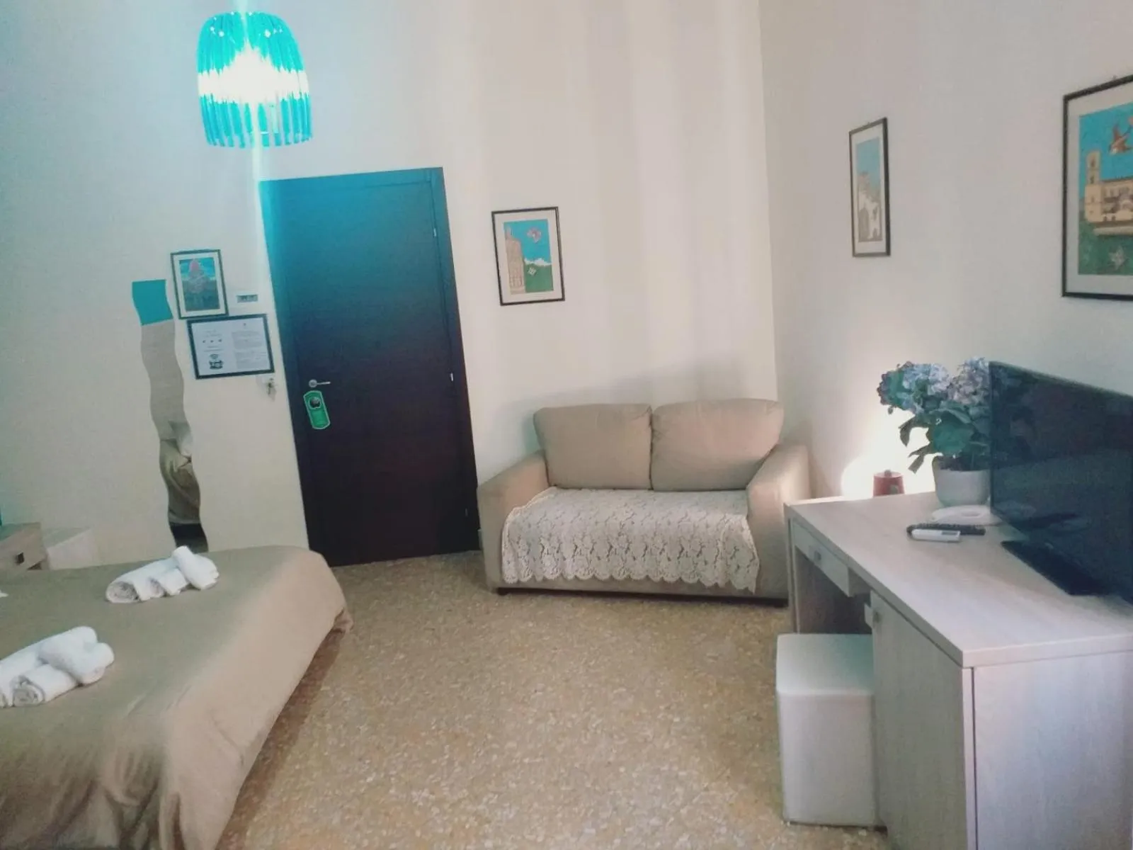 Bathroom, Bed in Il Quadrifoglio Room& Suite