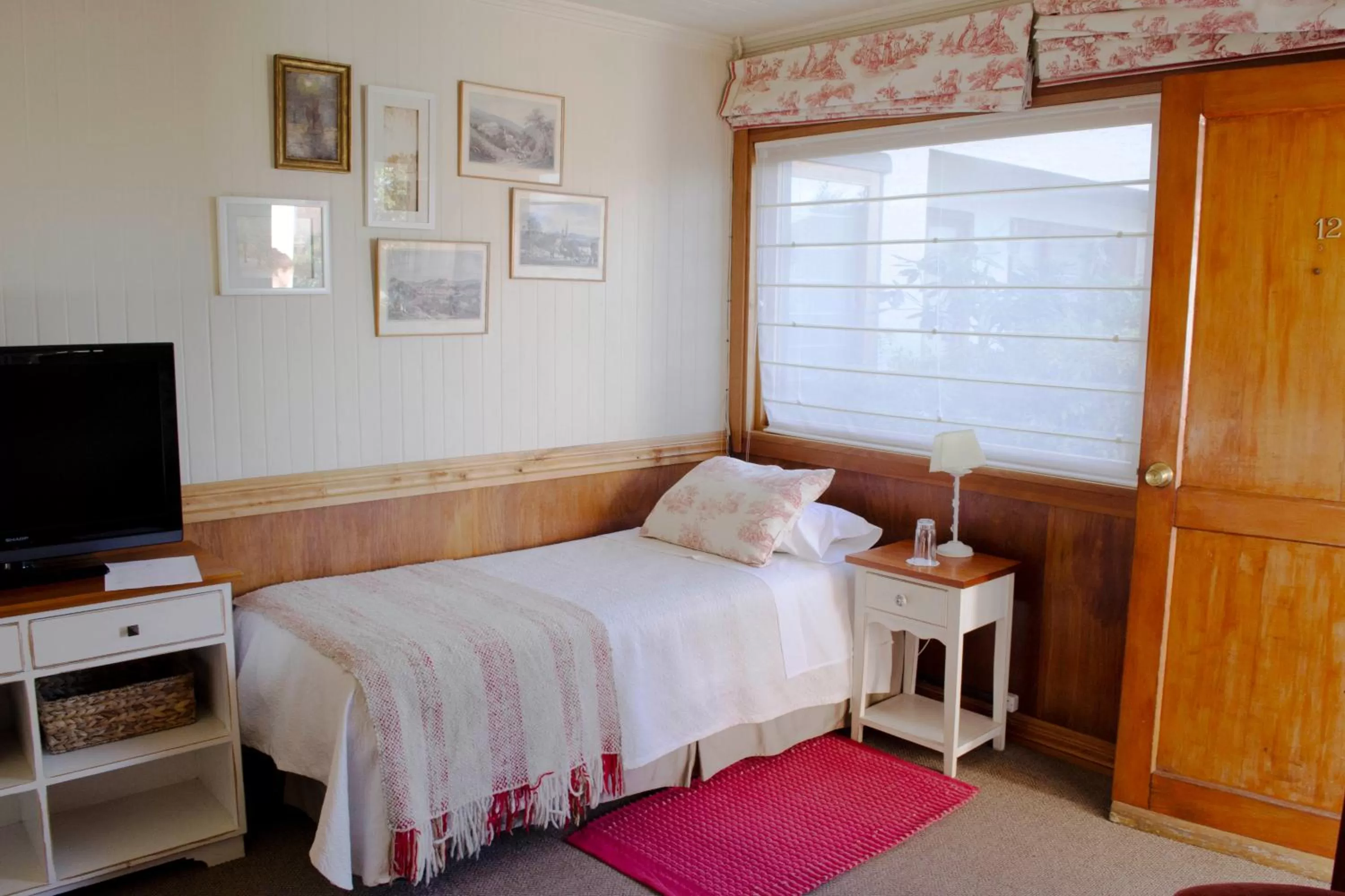 Bed in Hotel El Ciervo