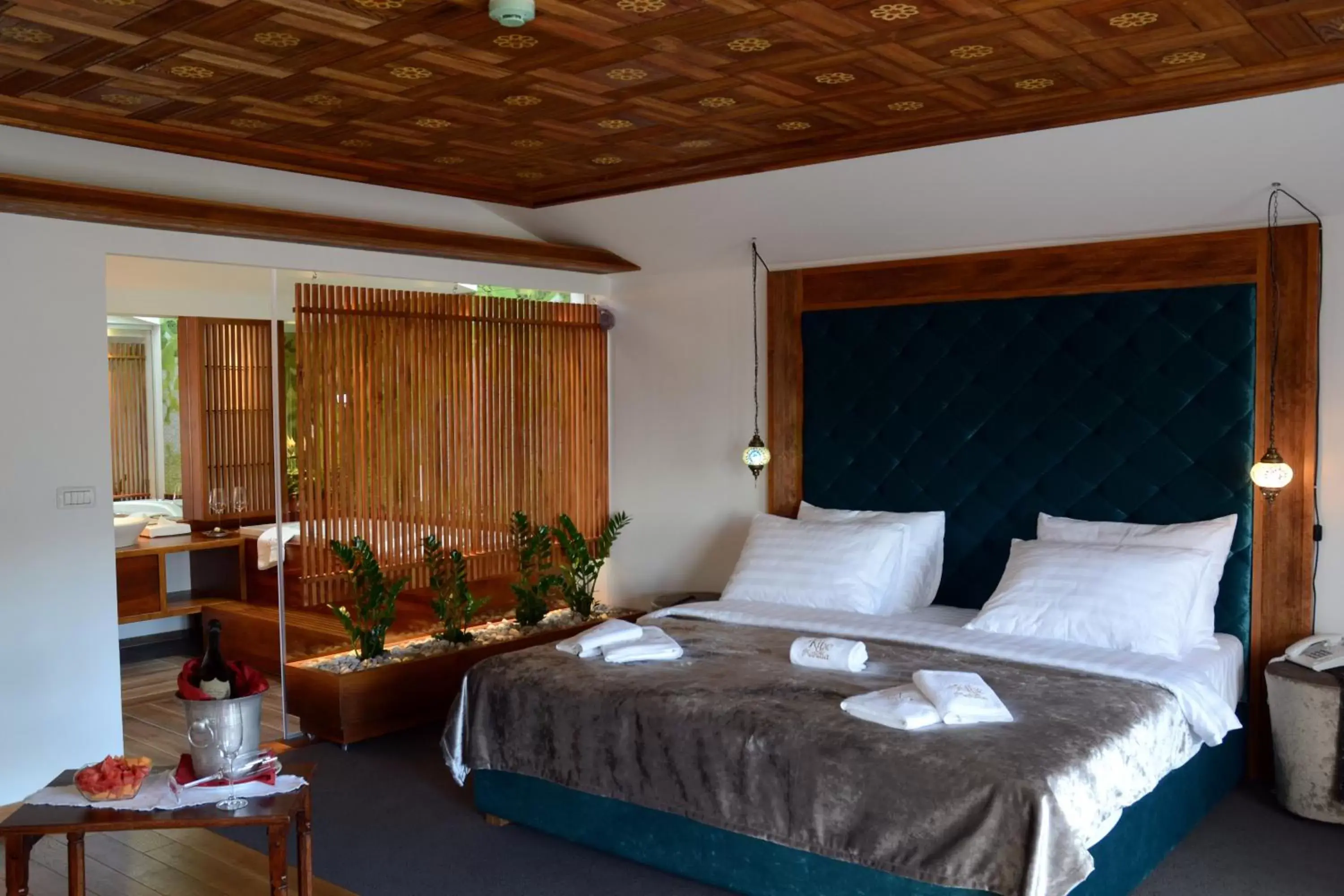 Deluxe Double Room with Balcony in Rooms Kibe Mahala Deluxe Double Room with Balcony in Rooms Kibe Mahala