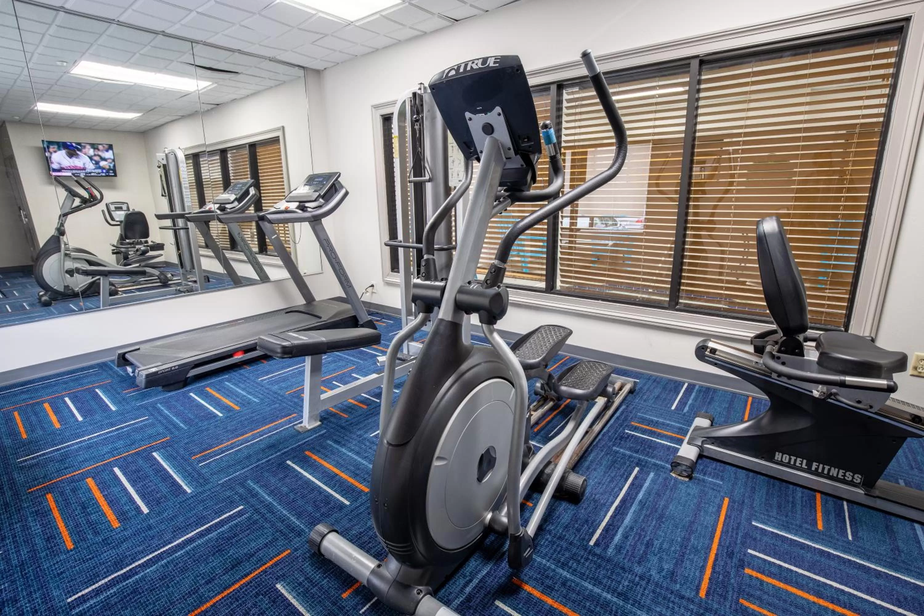 Fitness centre/facilities in Wingate by Wyndham Lafayette Airport