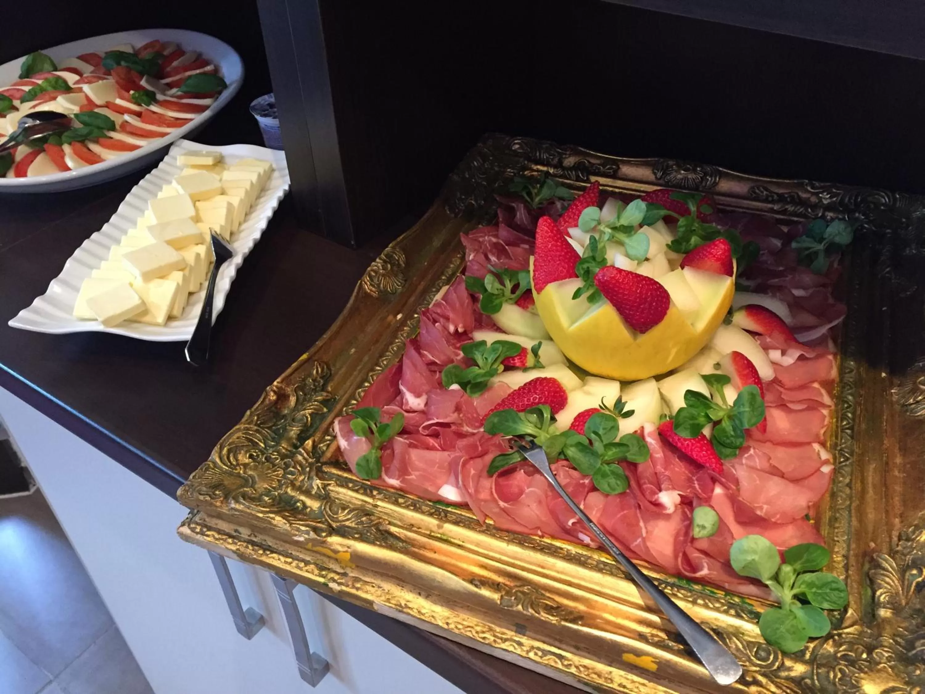 Meals in Boutique Hotel Goldene Henne