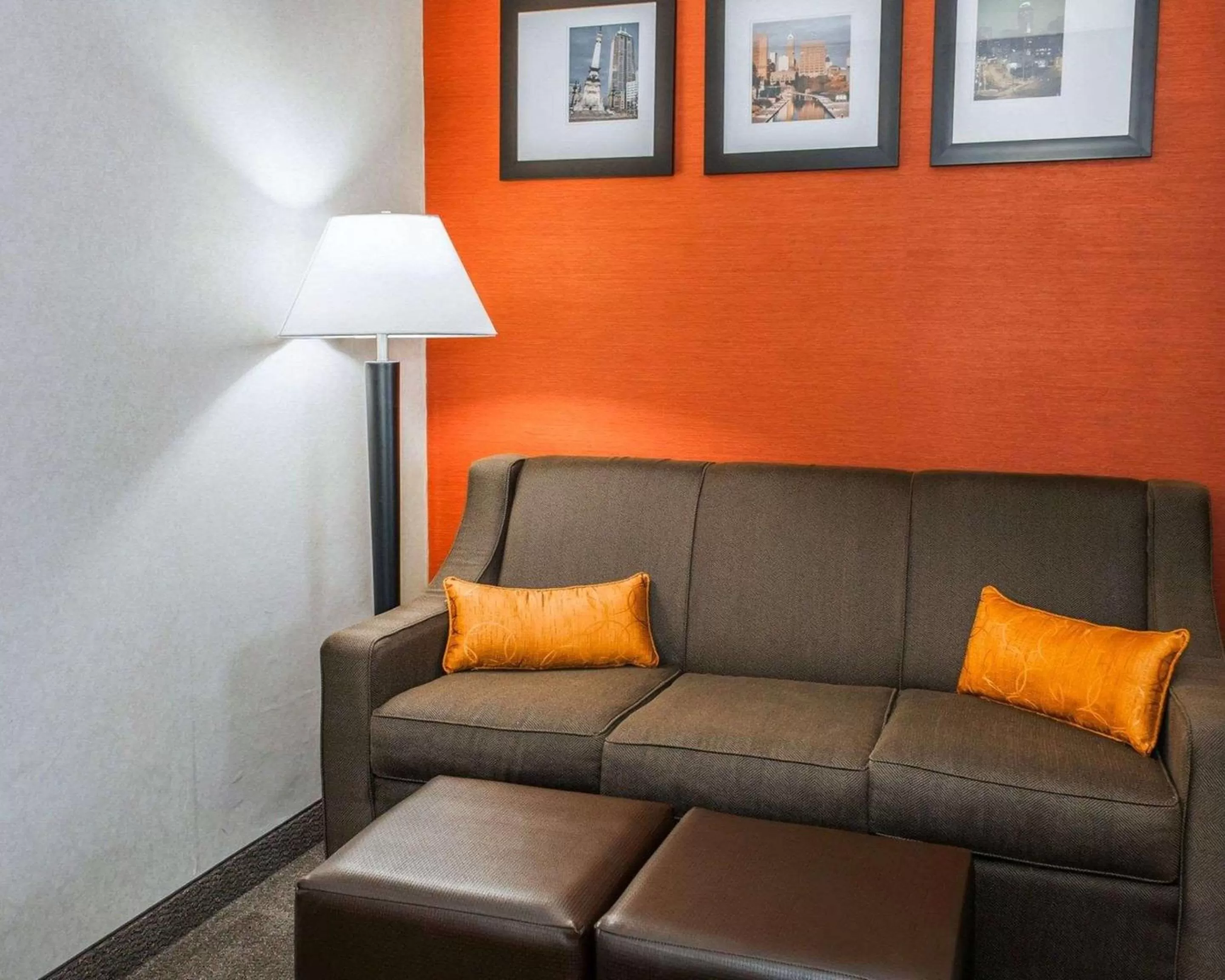 Queen Suite - Accessible/Non-Smoking in Quality Suites NE Indianapolis Fishers