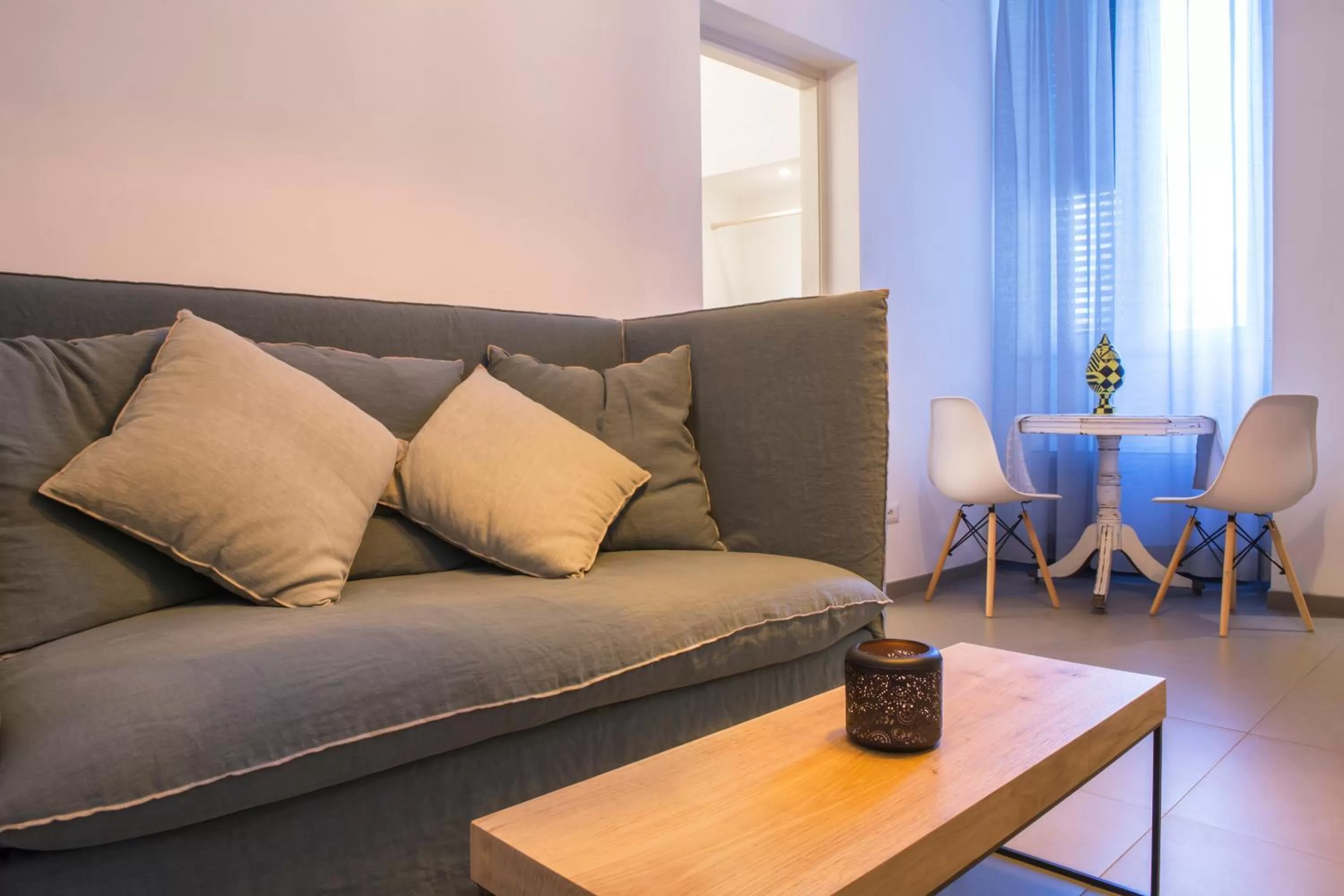 Seating Area in ReLuxe Private Wellness