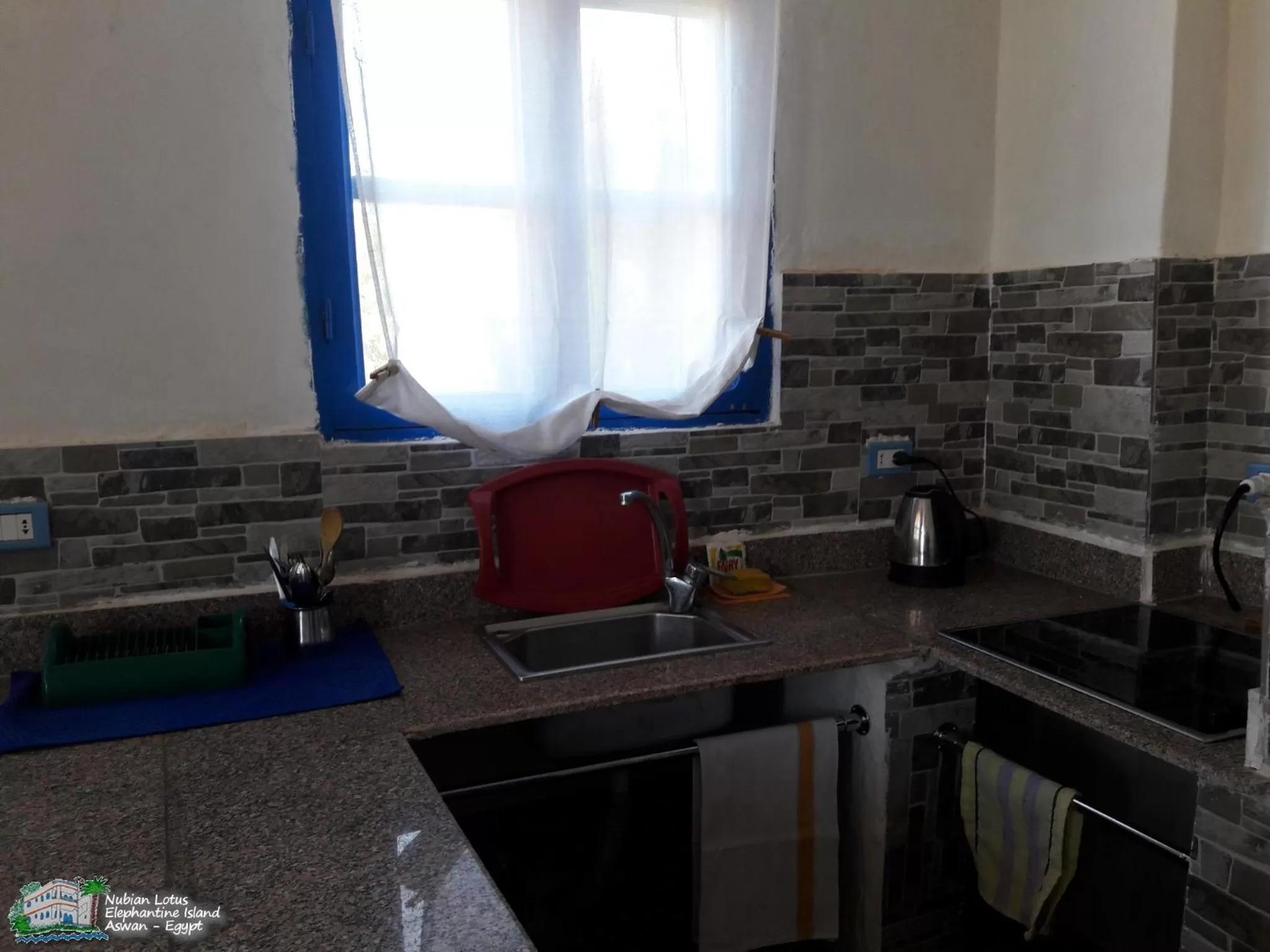 Kitchen/Kitchenette in Nubian Lotus