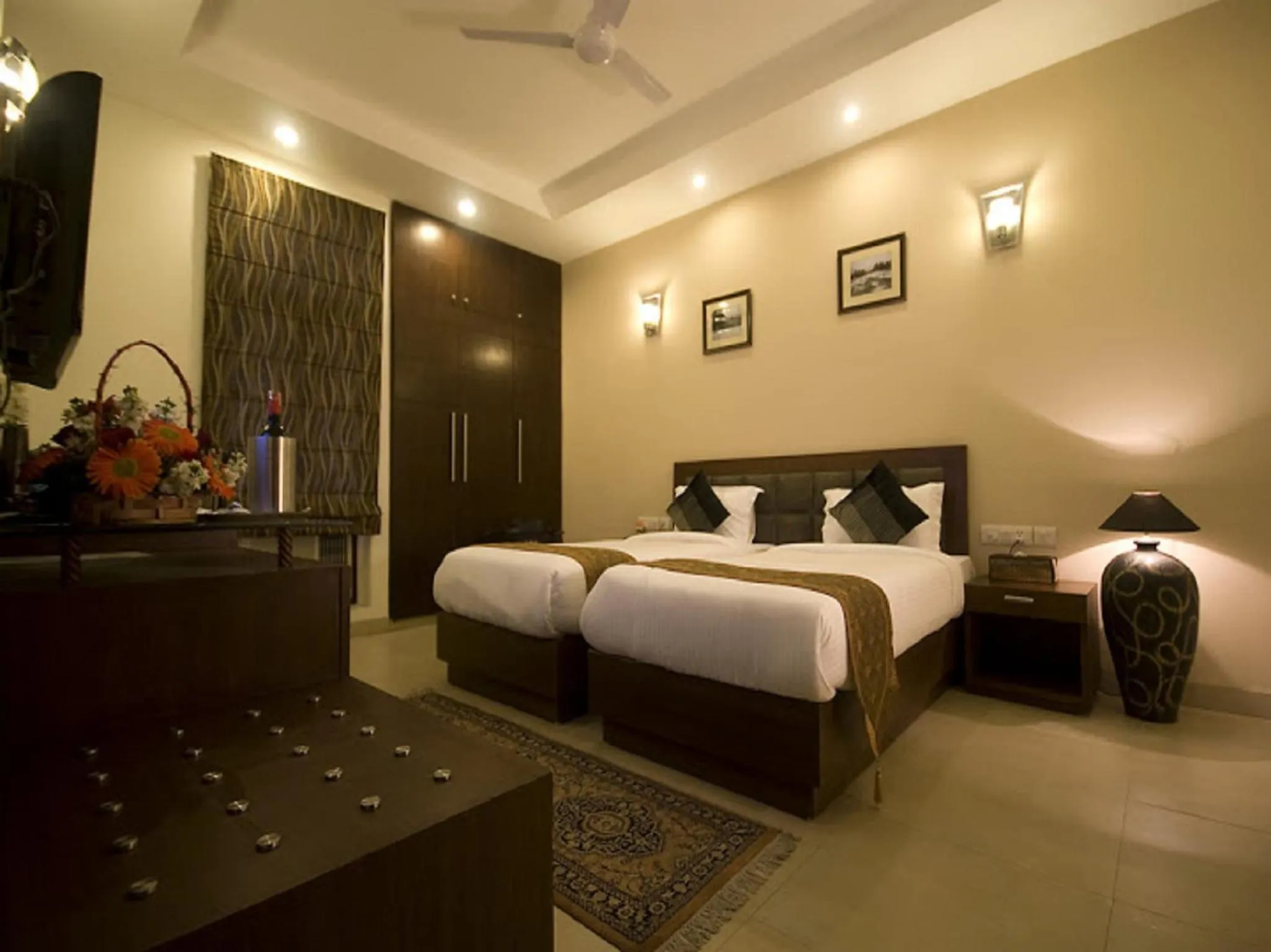 Bedroom, Bed in Red Maple Bed & Breakfast