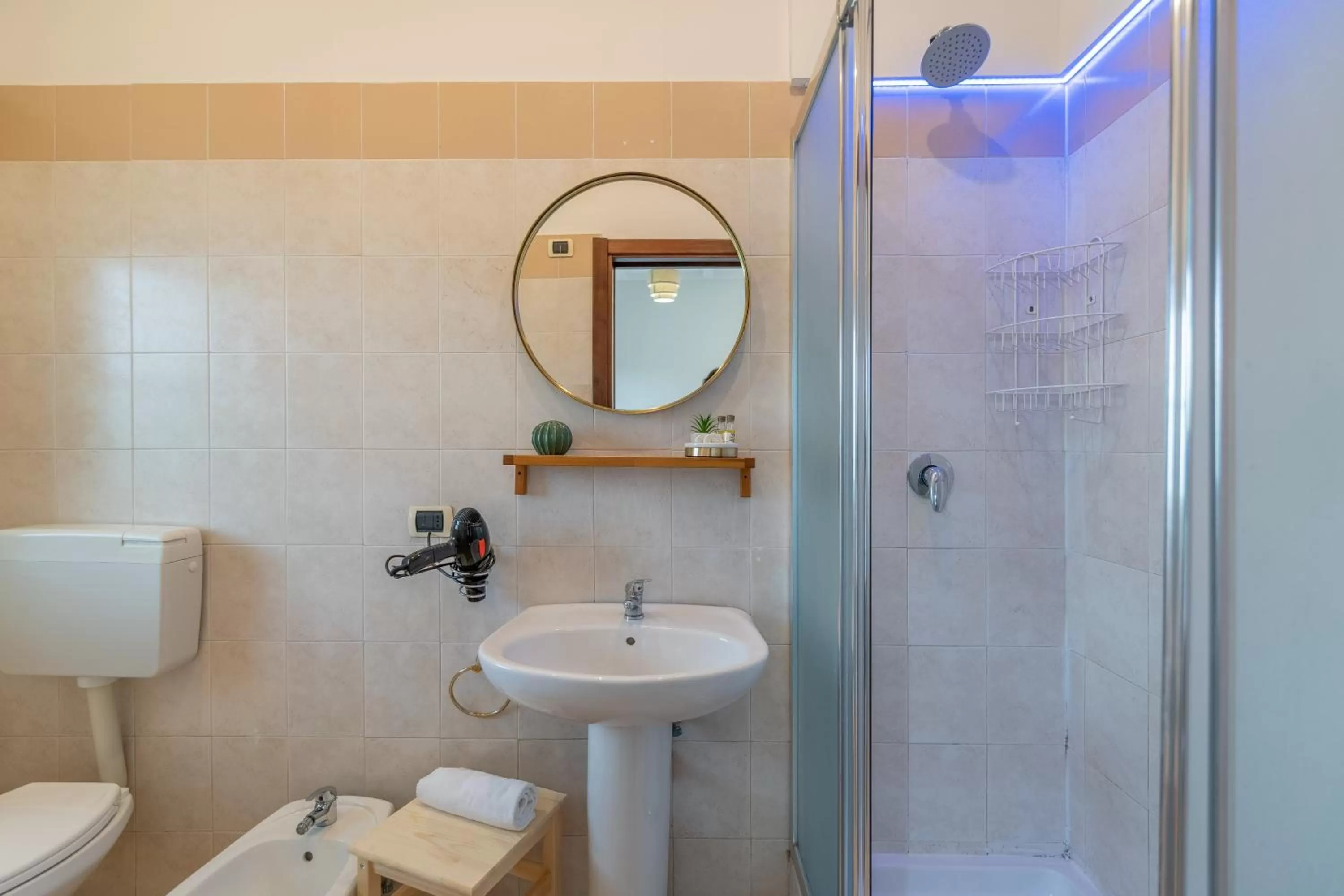 Shower in Villa Rocla guest house Pompei