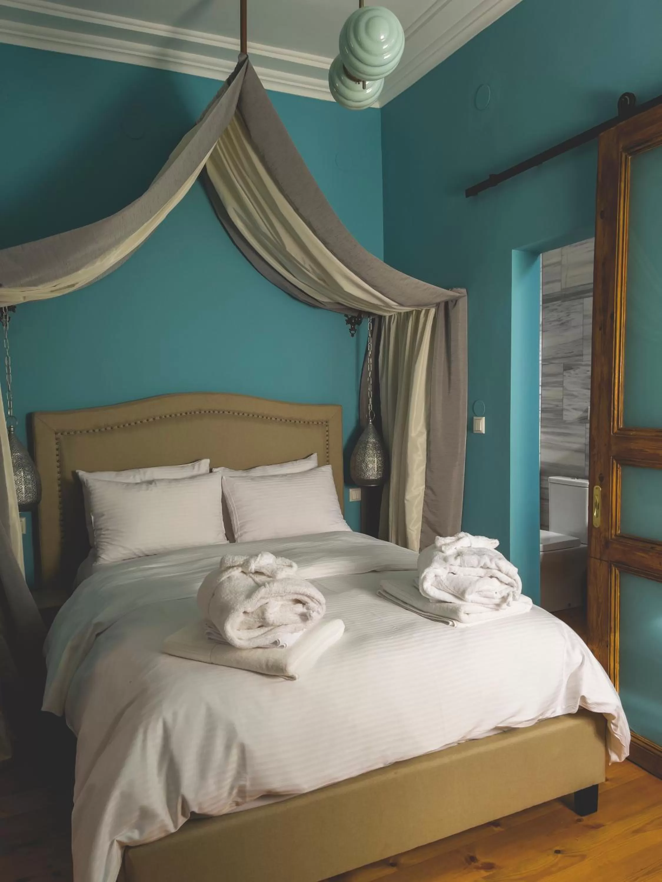 Bed in Amina Hanem Boutique Apartments