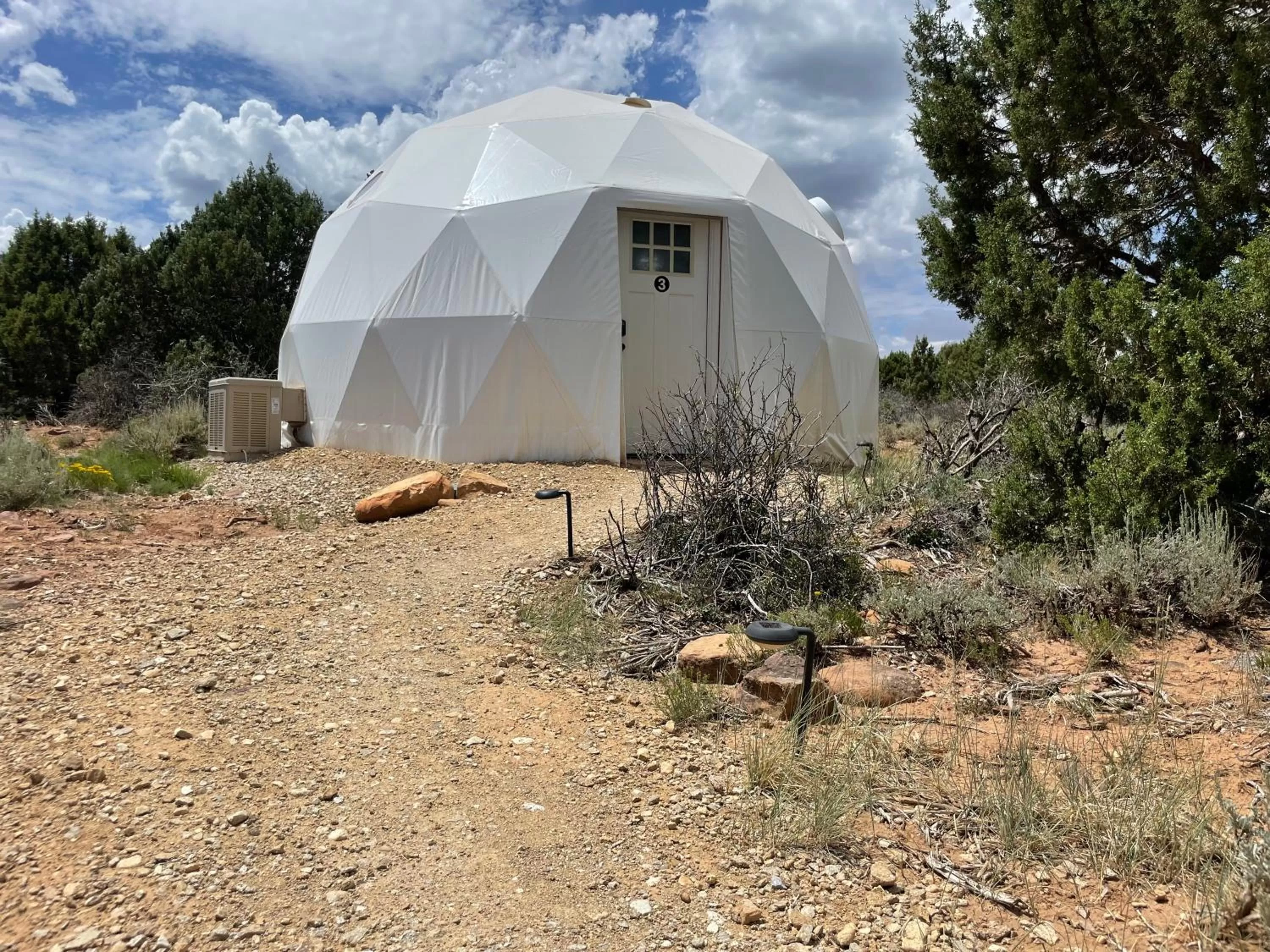 Property building in Blue Mountain Domes - The WOW Experience