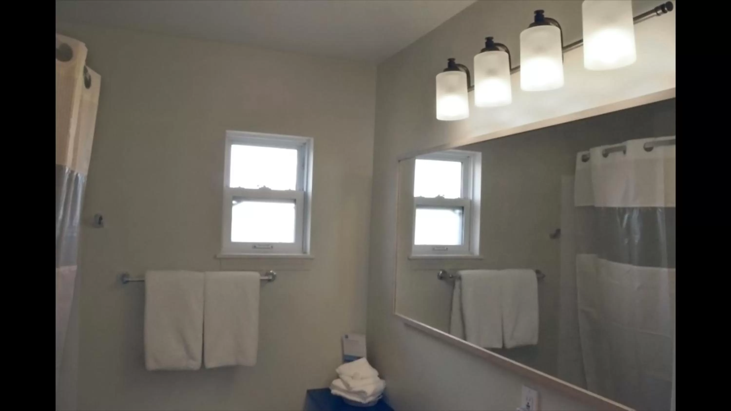 Bathroom in Knights Inn Merritt