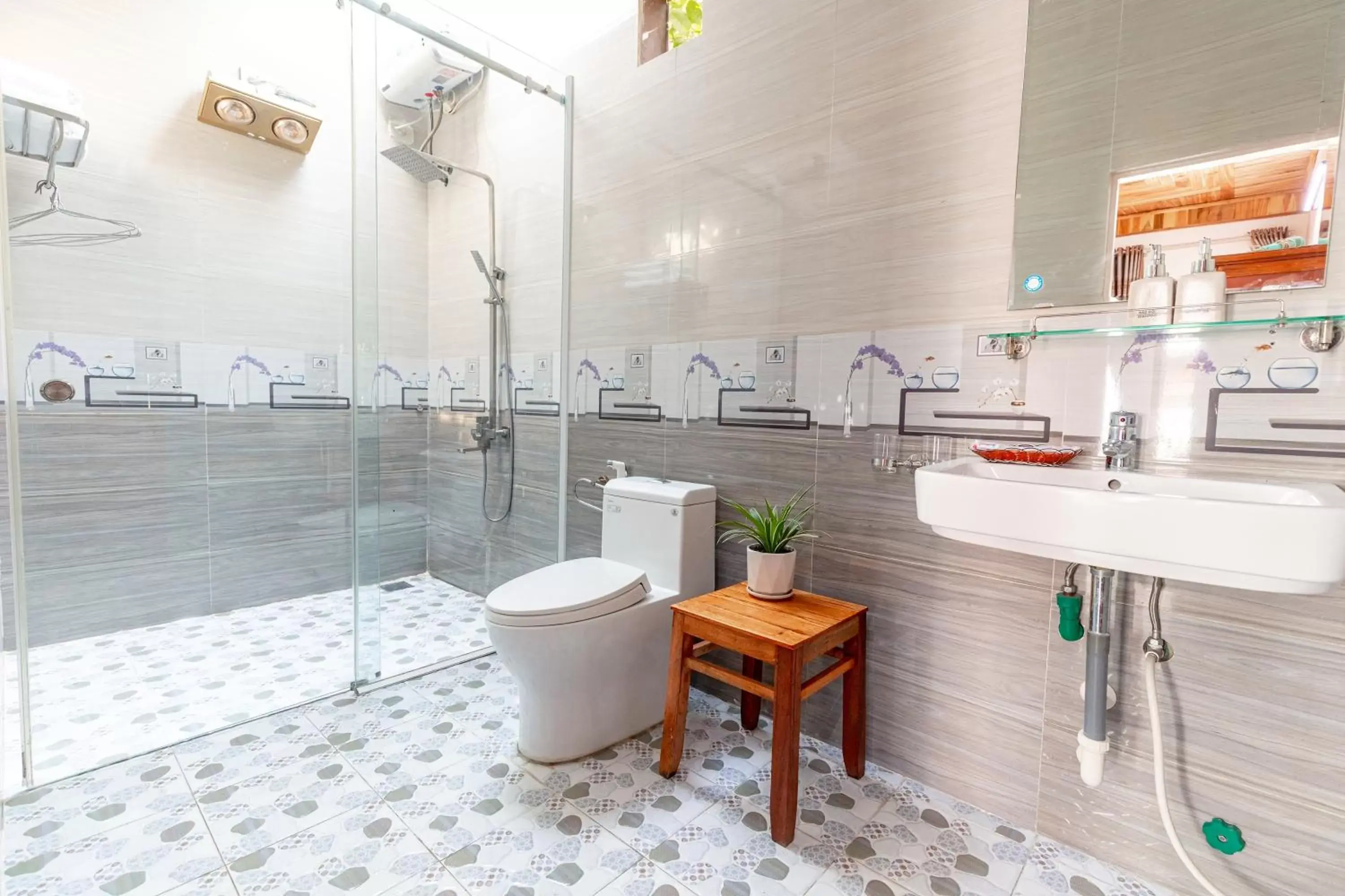 Superior Twin Room with Garden View in Tam Coc mountain bungalow Superior Twin Room with Garden View in Tam Coc mountain bungalow