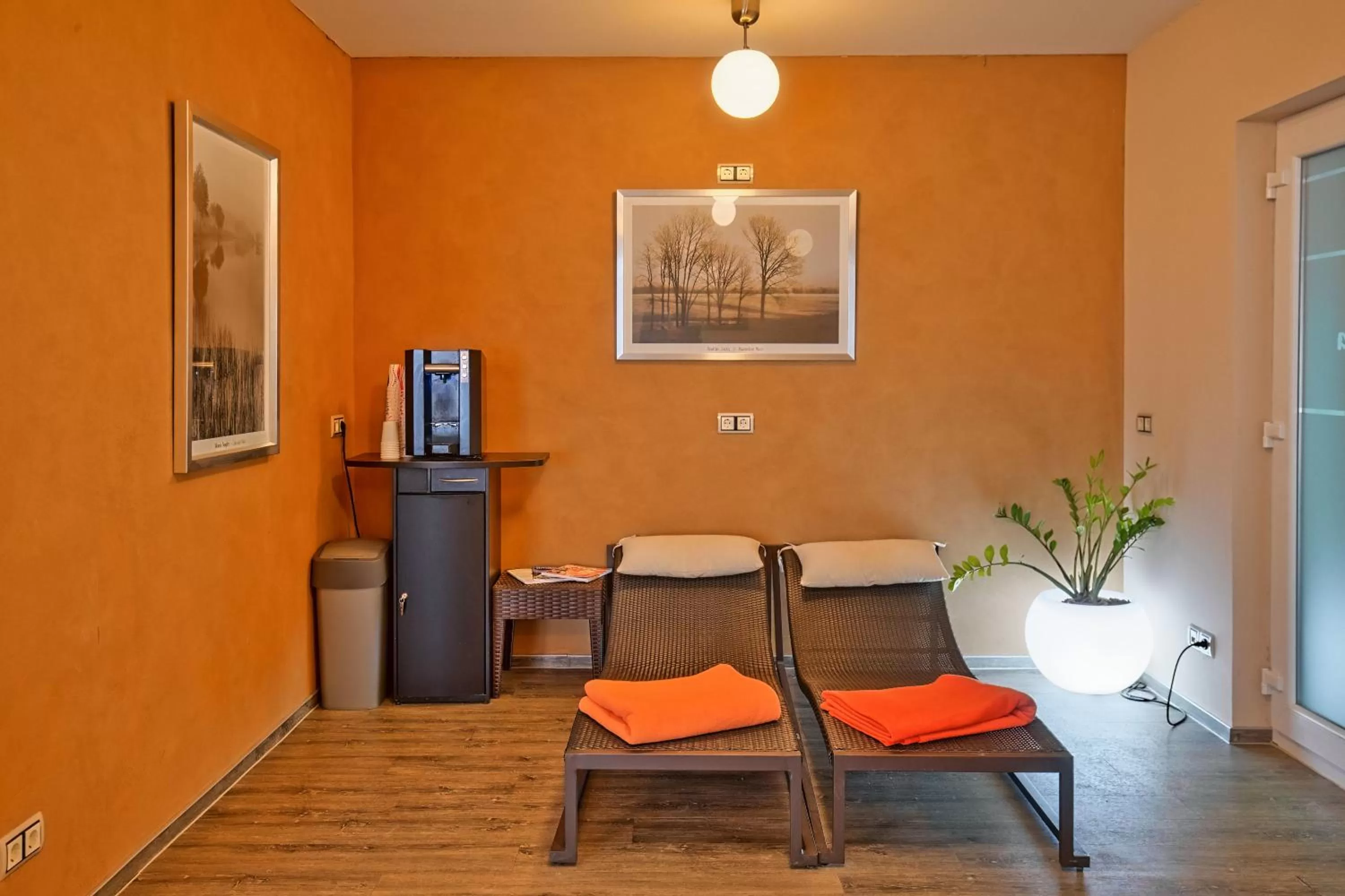 Spa and wellness centre/facilities in Hotel Im Schützenhof, Jever