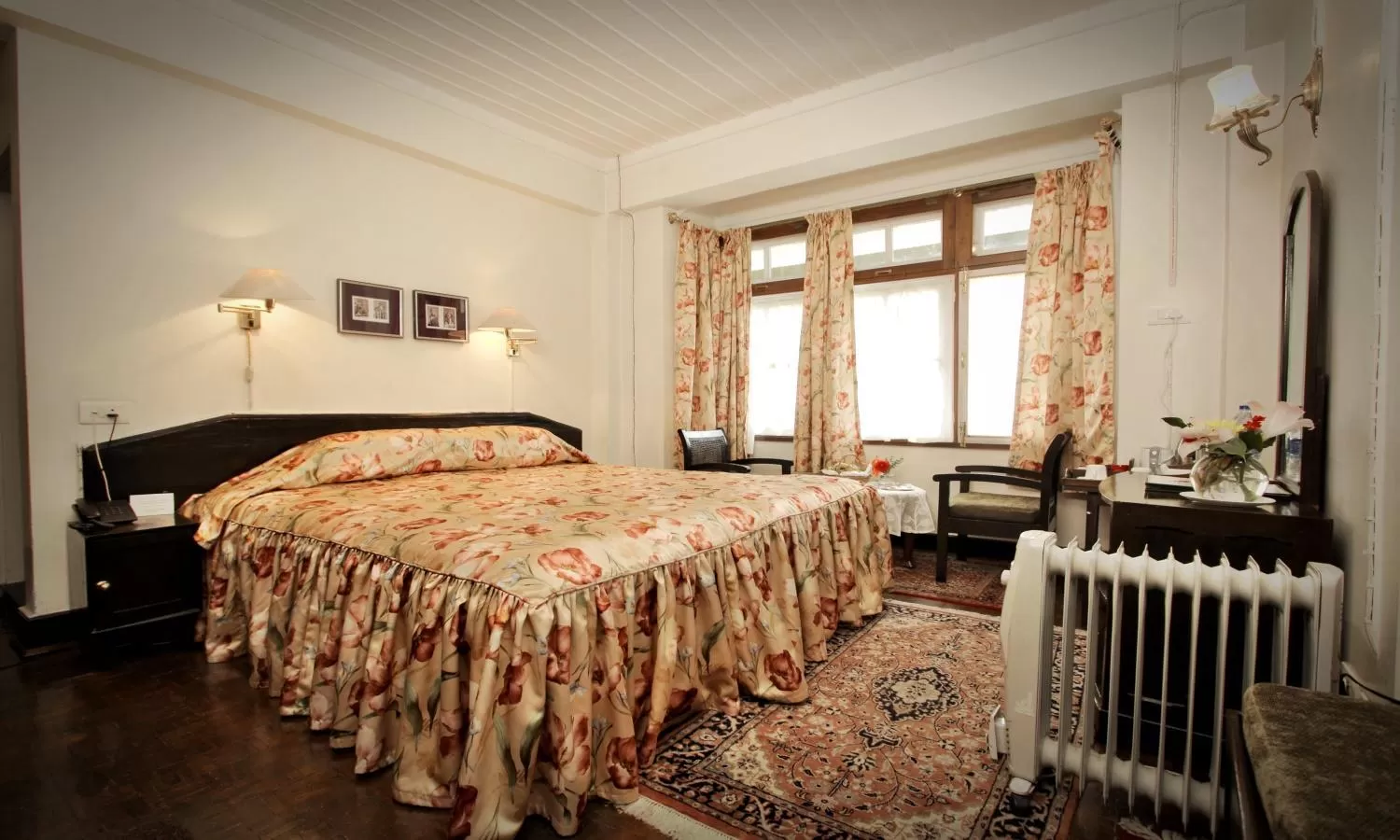 Bed in Windamere Hotel - A Colonial Heritage