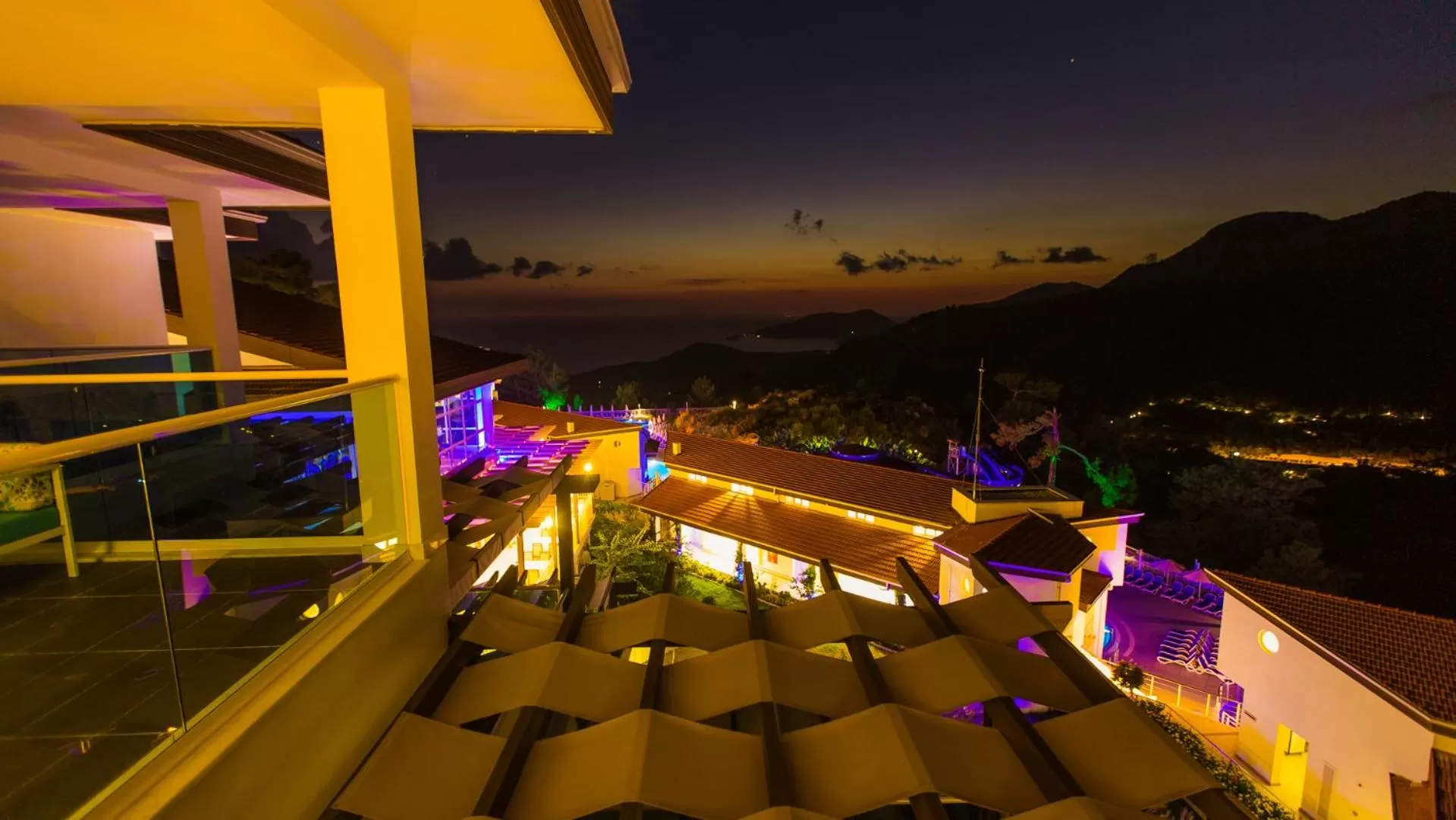 Night in Garcia Resort & Spa - Ultra All Inclusive