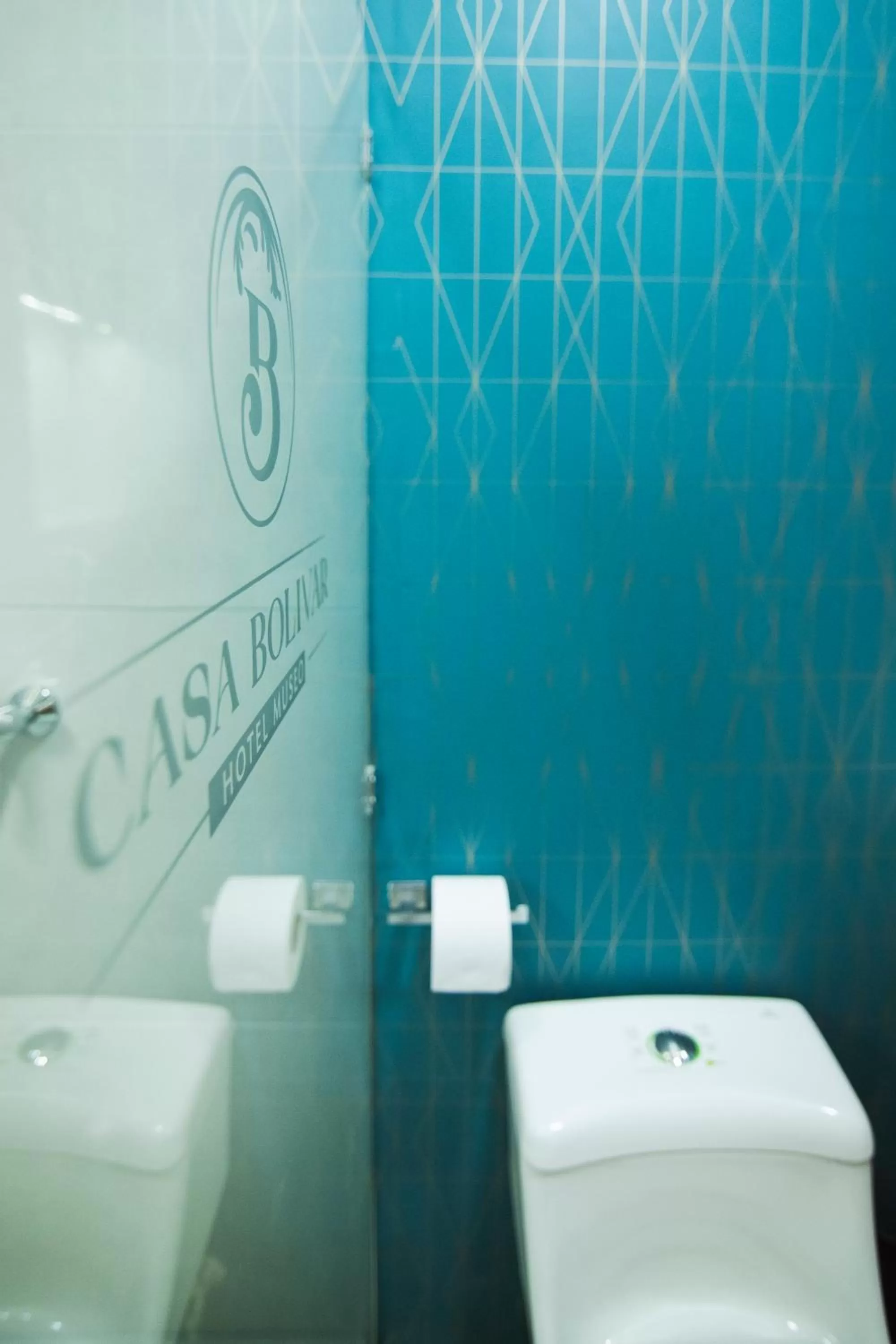 Bathroom in Casa Bolívar Hotel Museo