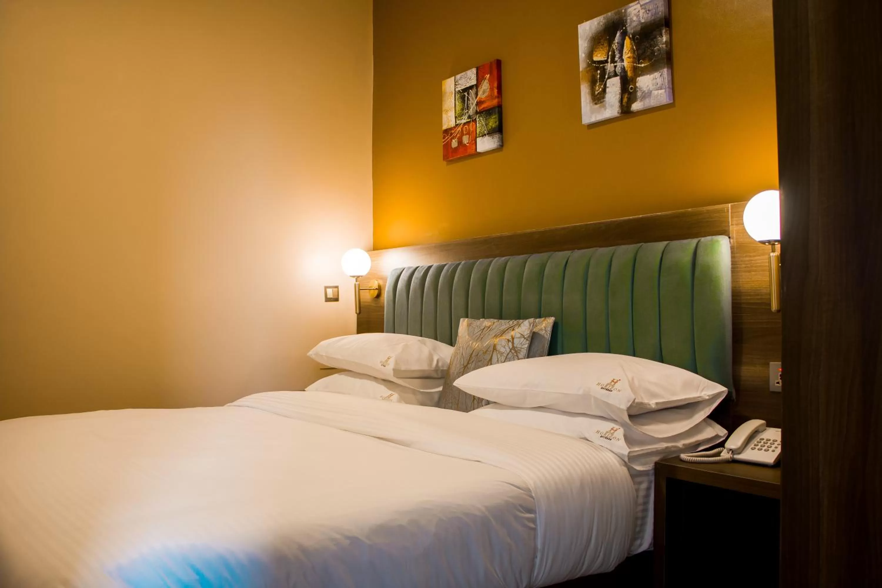 Bed in Hotel Horizon Entebbe