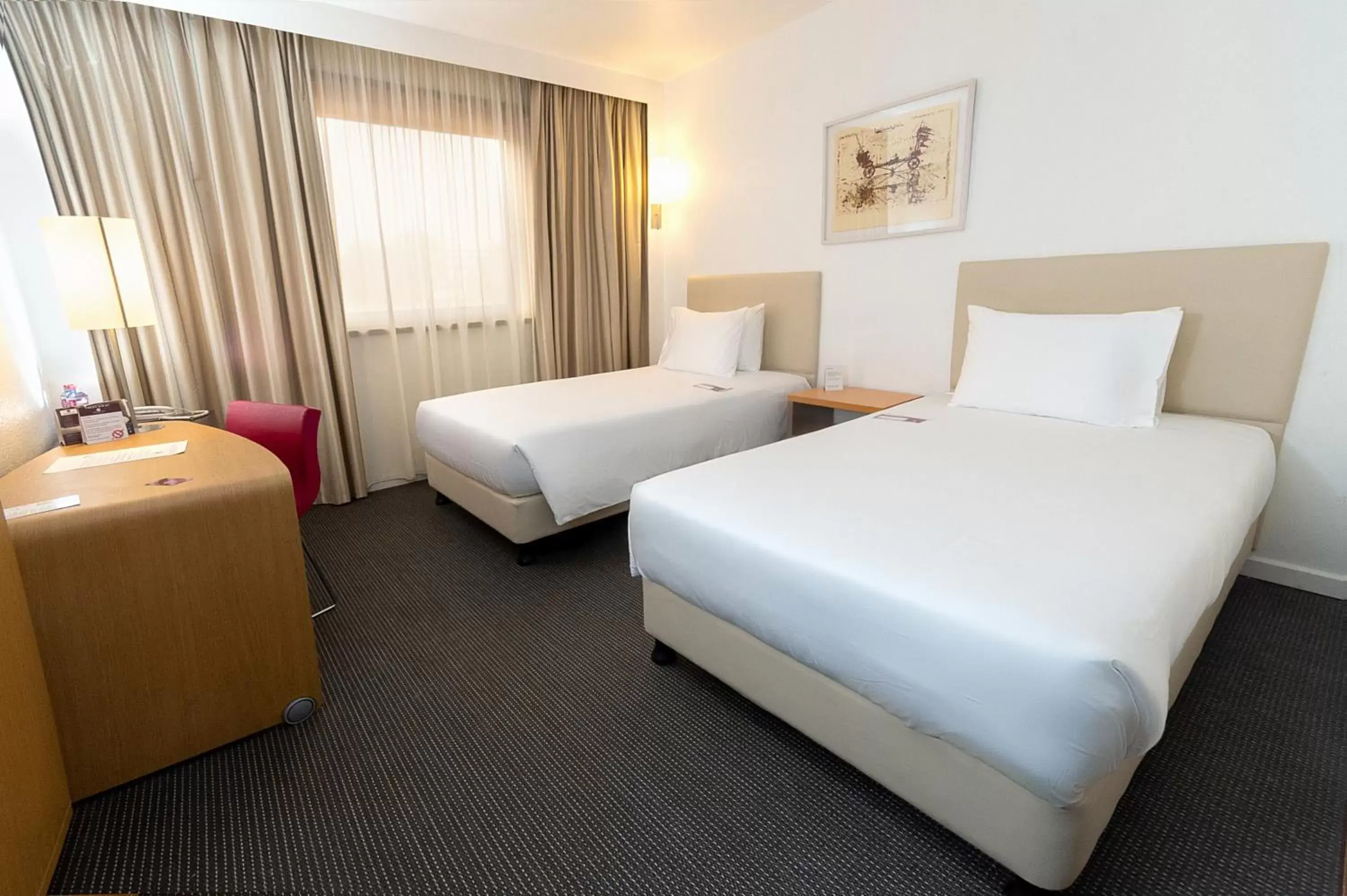 Twin Room in Accra City Hotel Twin Room in Accra City Hotel