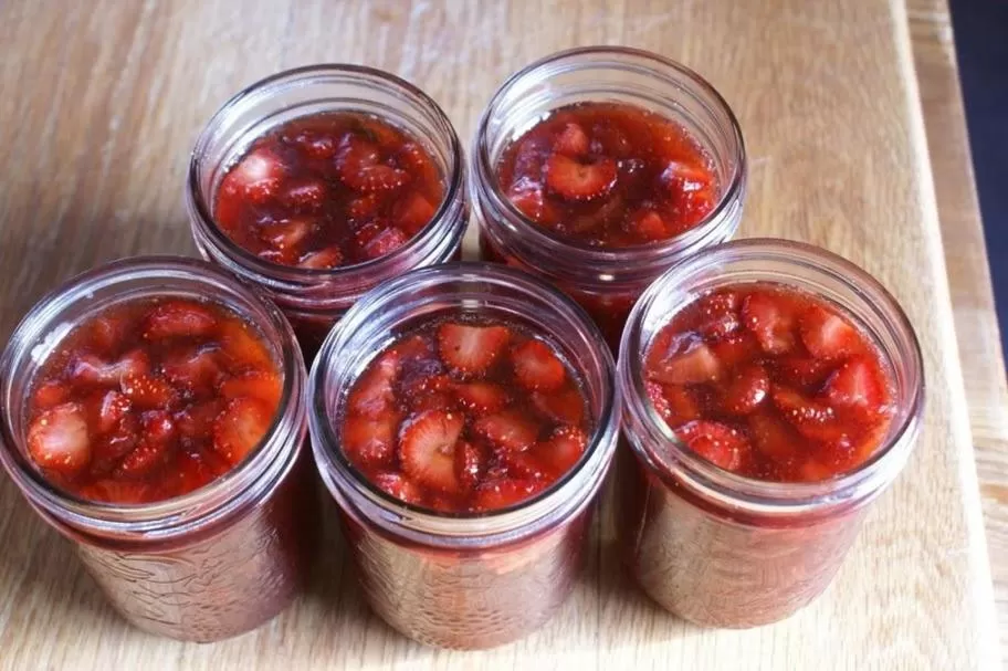 Food in Alpenglow Bed and Breakfast