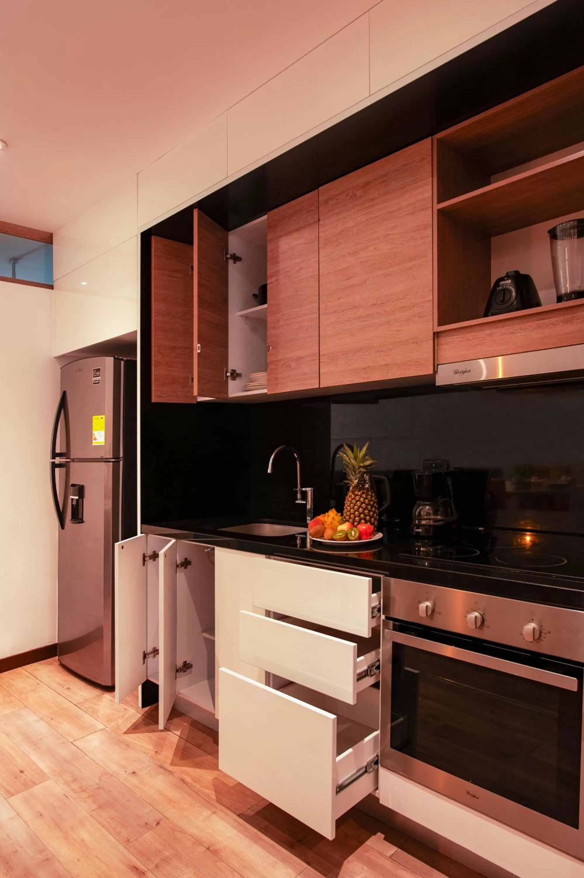 Kitchen or kitchenette in Hemma Bogotá Country Luxury Suites Hotel