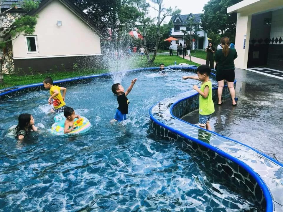 Mushroom Forest Guesthouse Camping Site