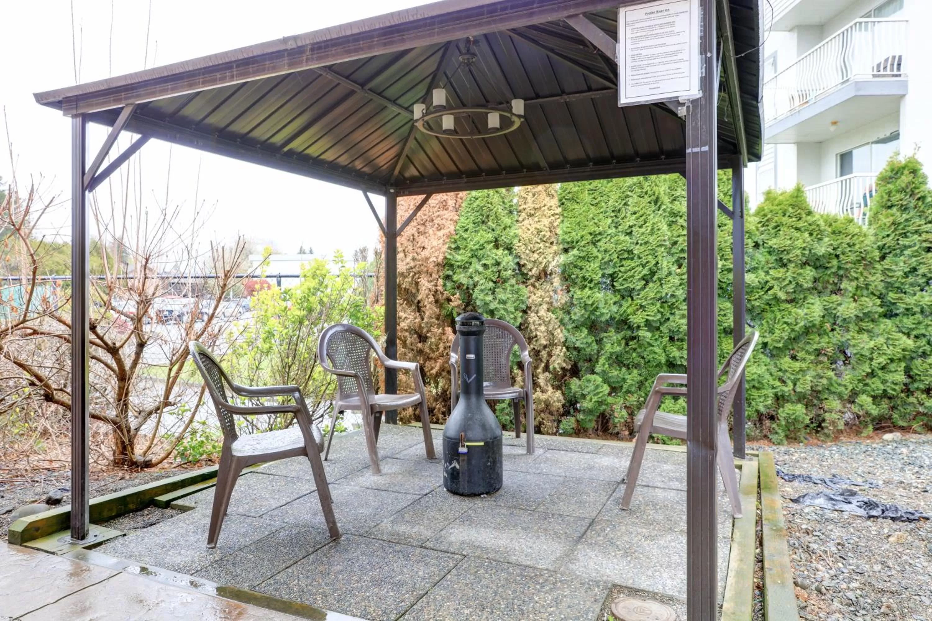 Property building in Vedder River Inn