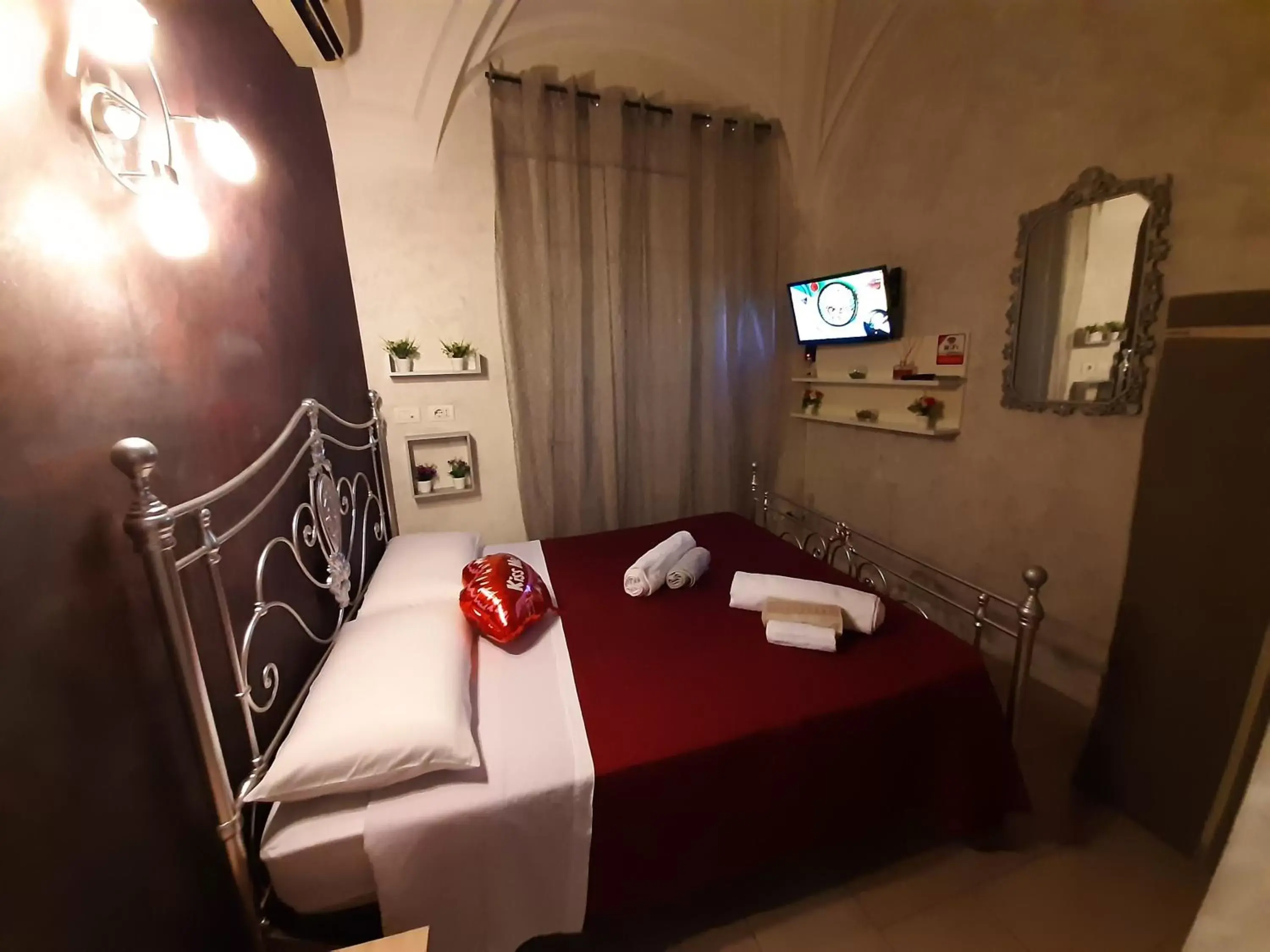 Economy Double Room in B&B Sotto gli archi Economy Double Room in B&B Sotto gli archi