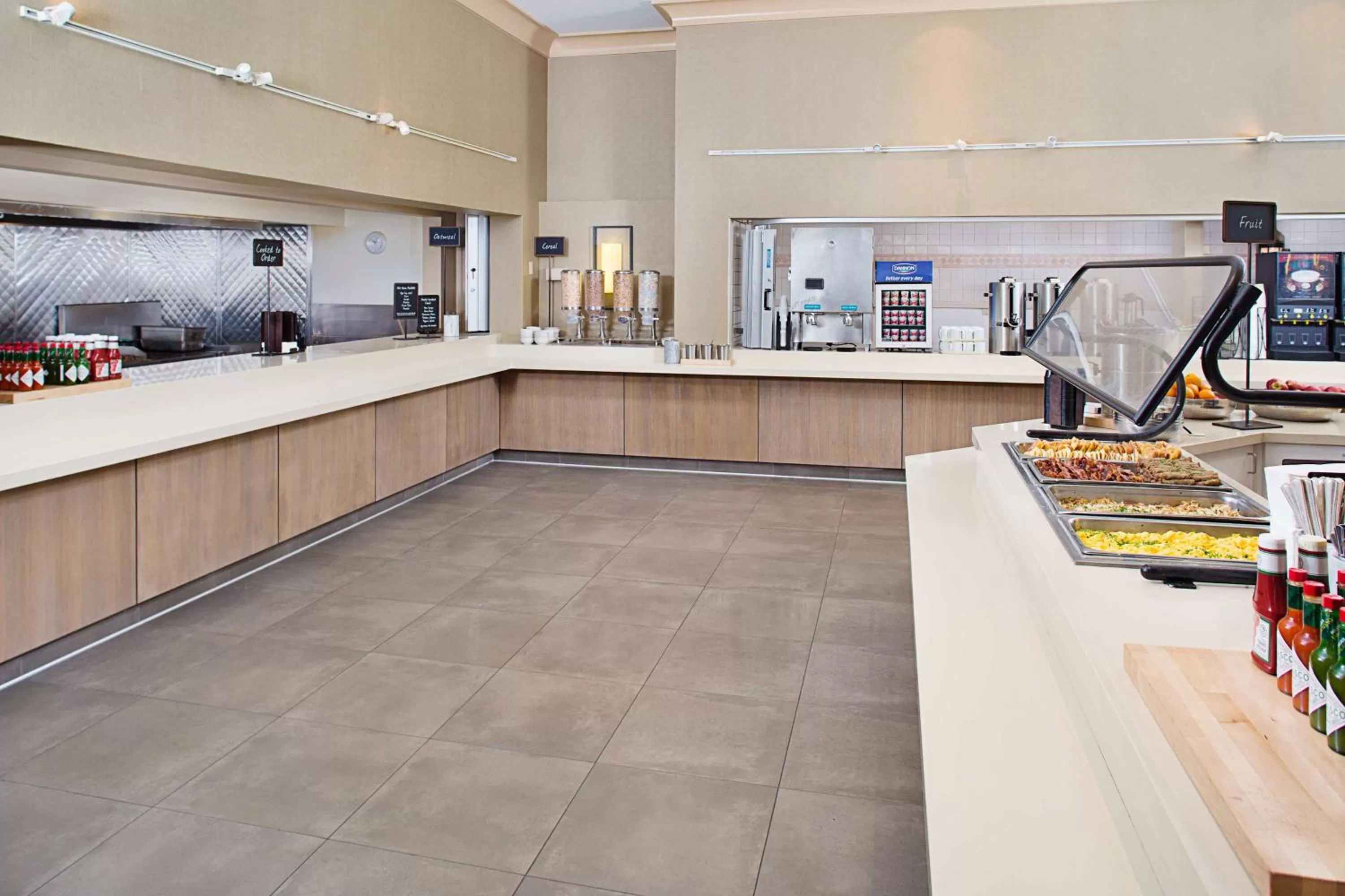 Breakfast in Embassy Suites by Hilton San Diego Bay Downtown