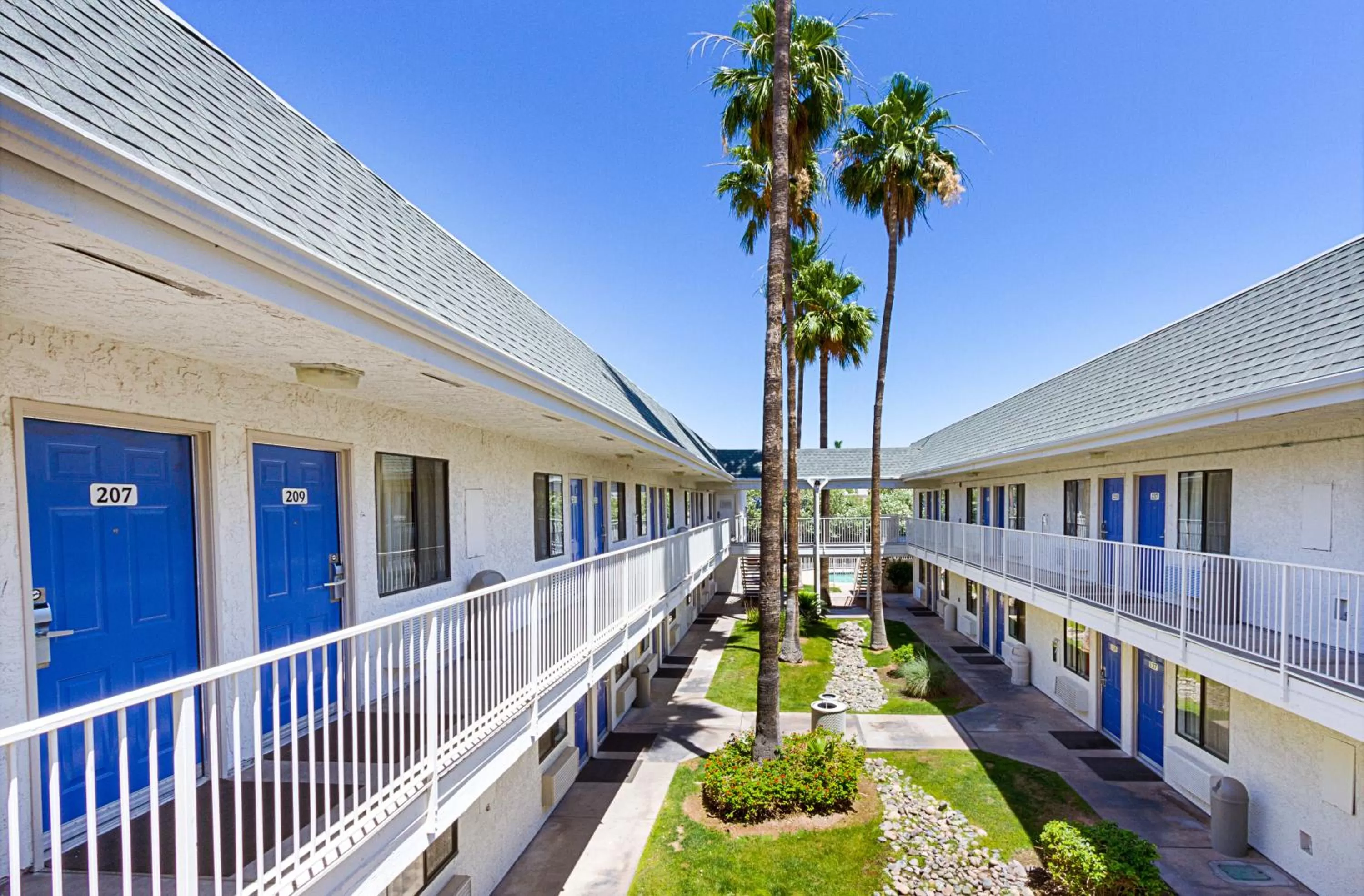 Facade/entrance in Motel 6-Mesa, AZ - South