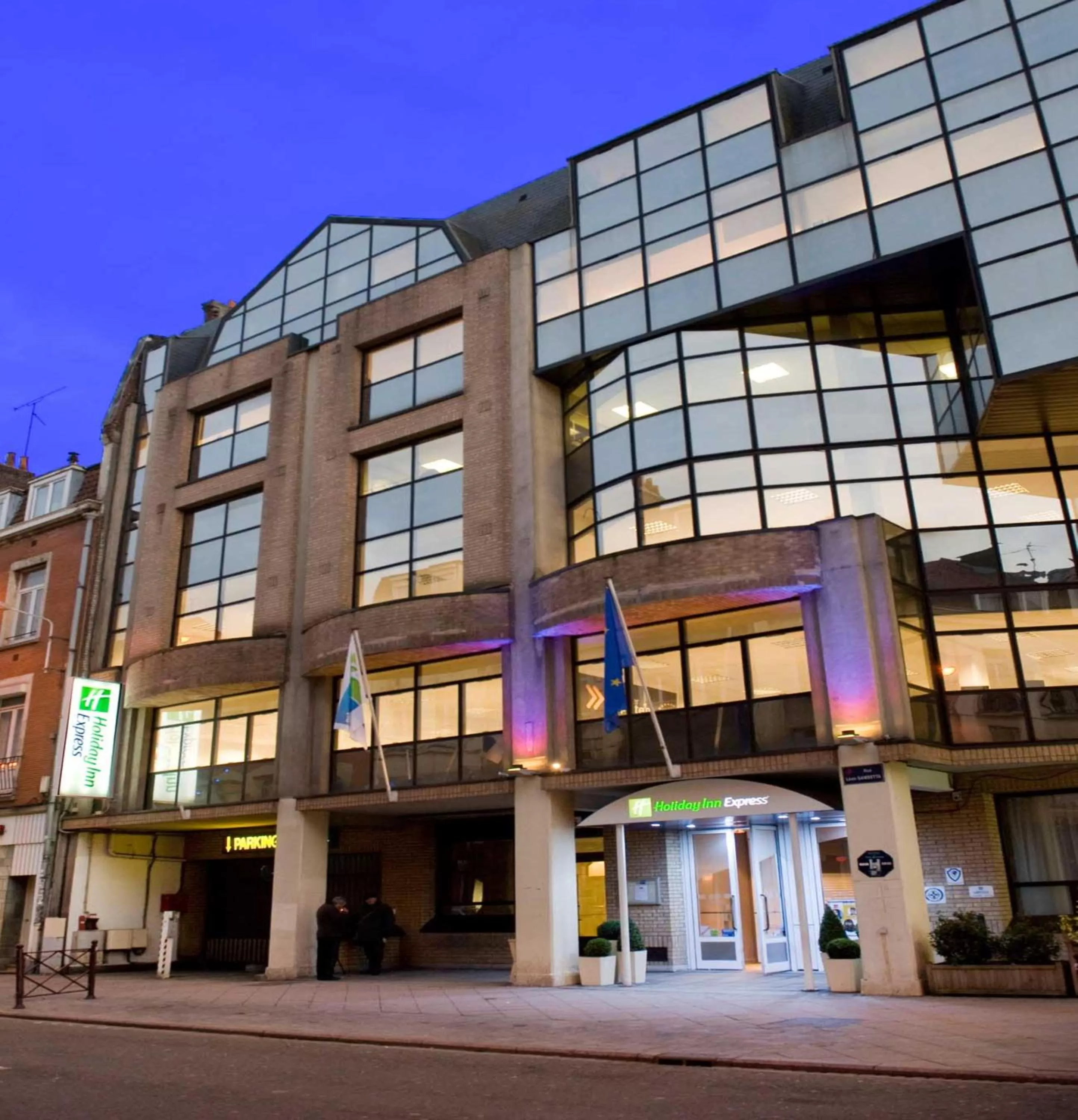 Property building in Holiday Inn Express Lille Centre by IHG