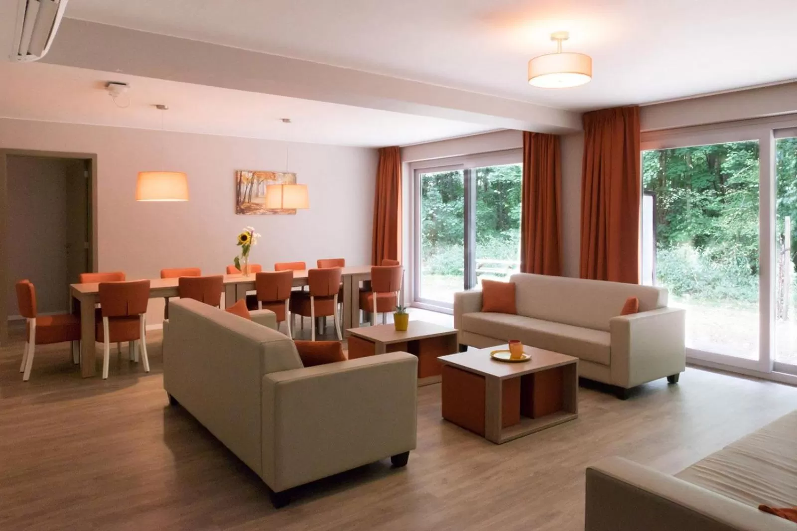 Living room, Seating Area in Holiday Suites Limburg