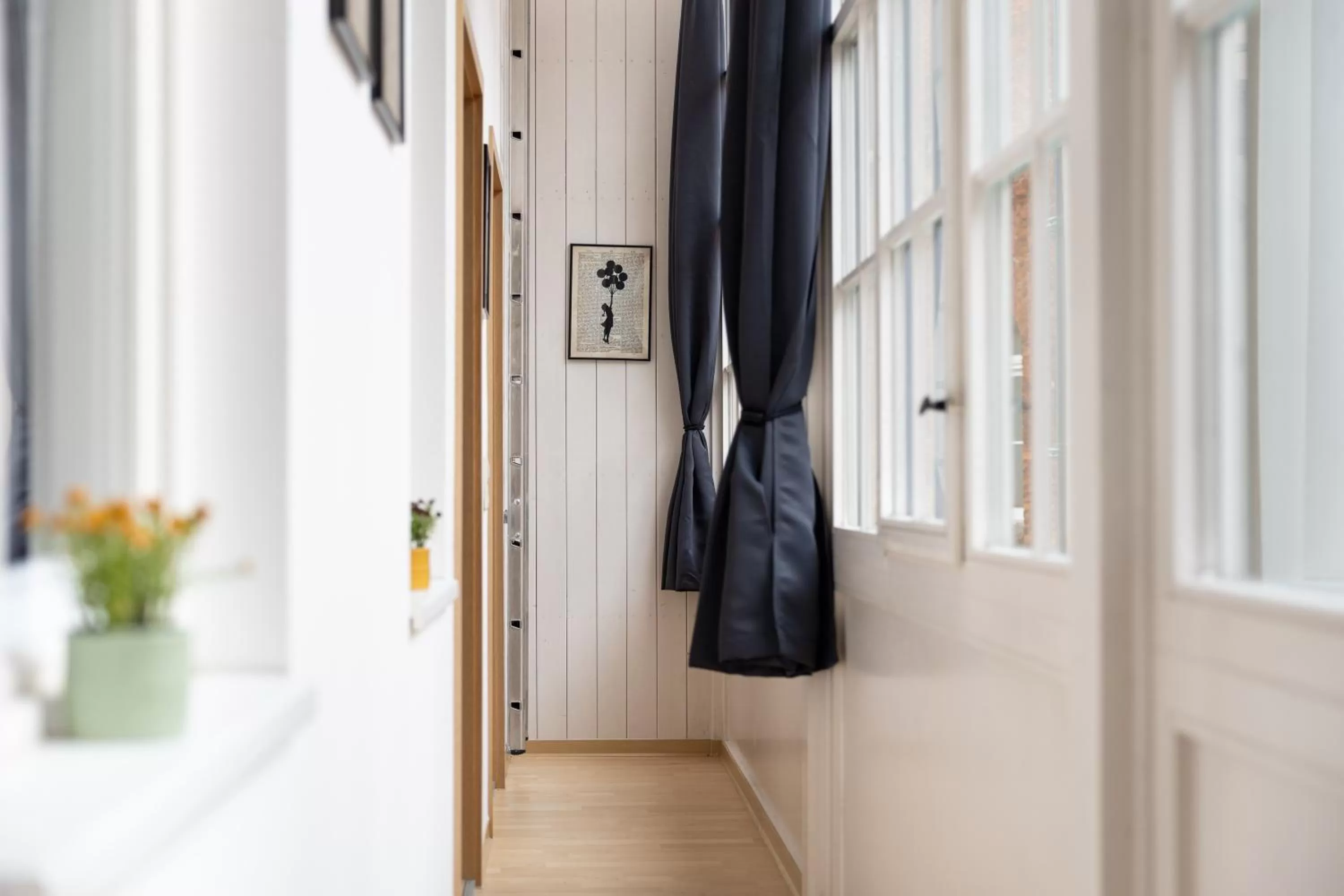 Facade/entrance in Ko-Living Space an der Oper - Street Art Design Apartments